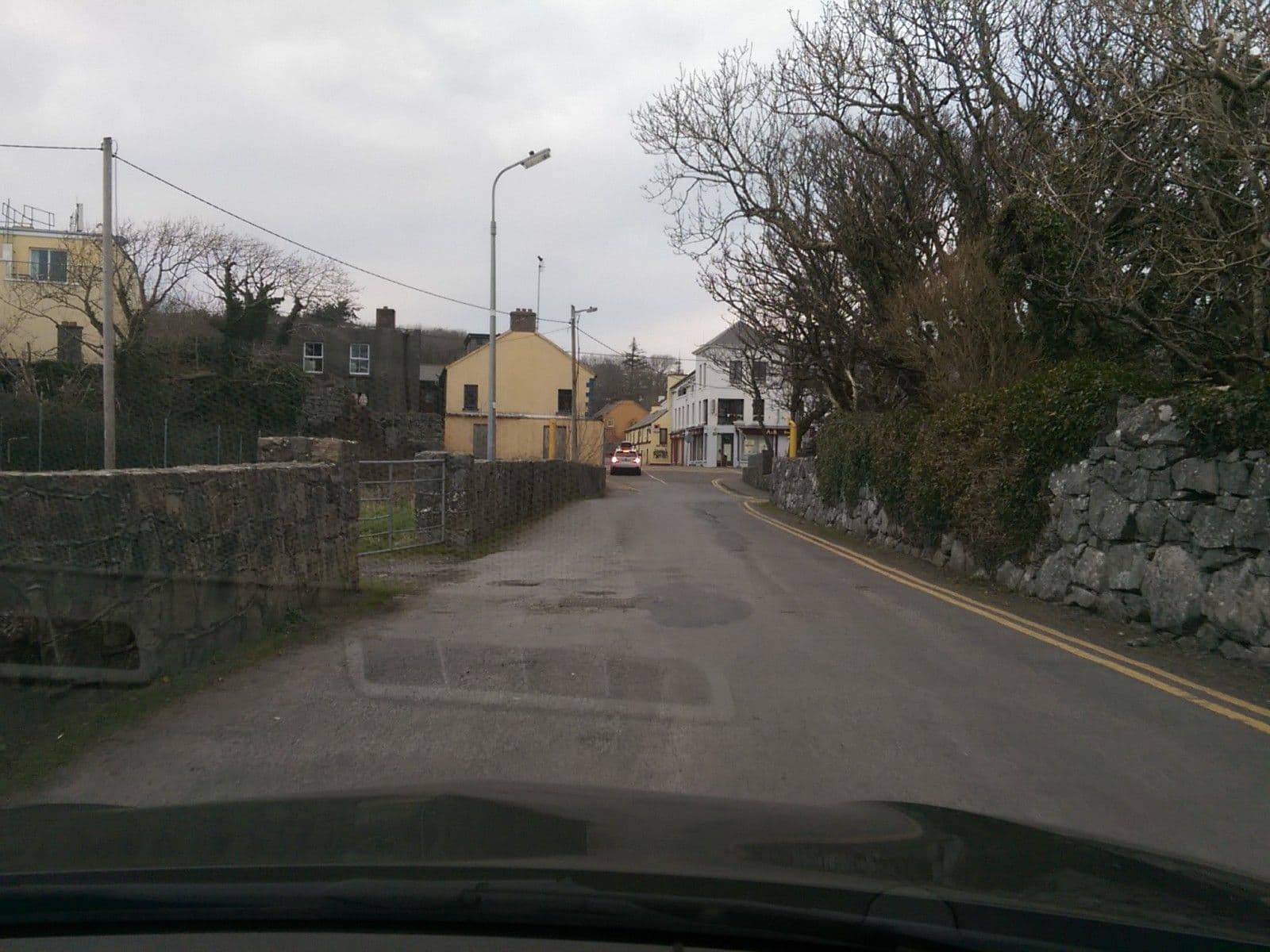 Street view near Ballinalacken Hotel, Bearna — © dacor (CC BY-SA · Mapillary)