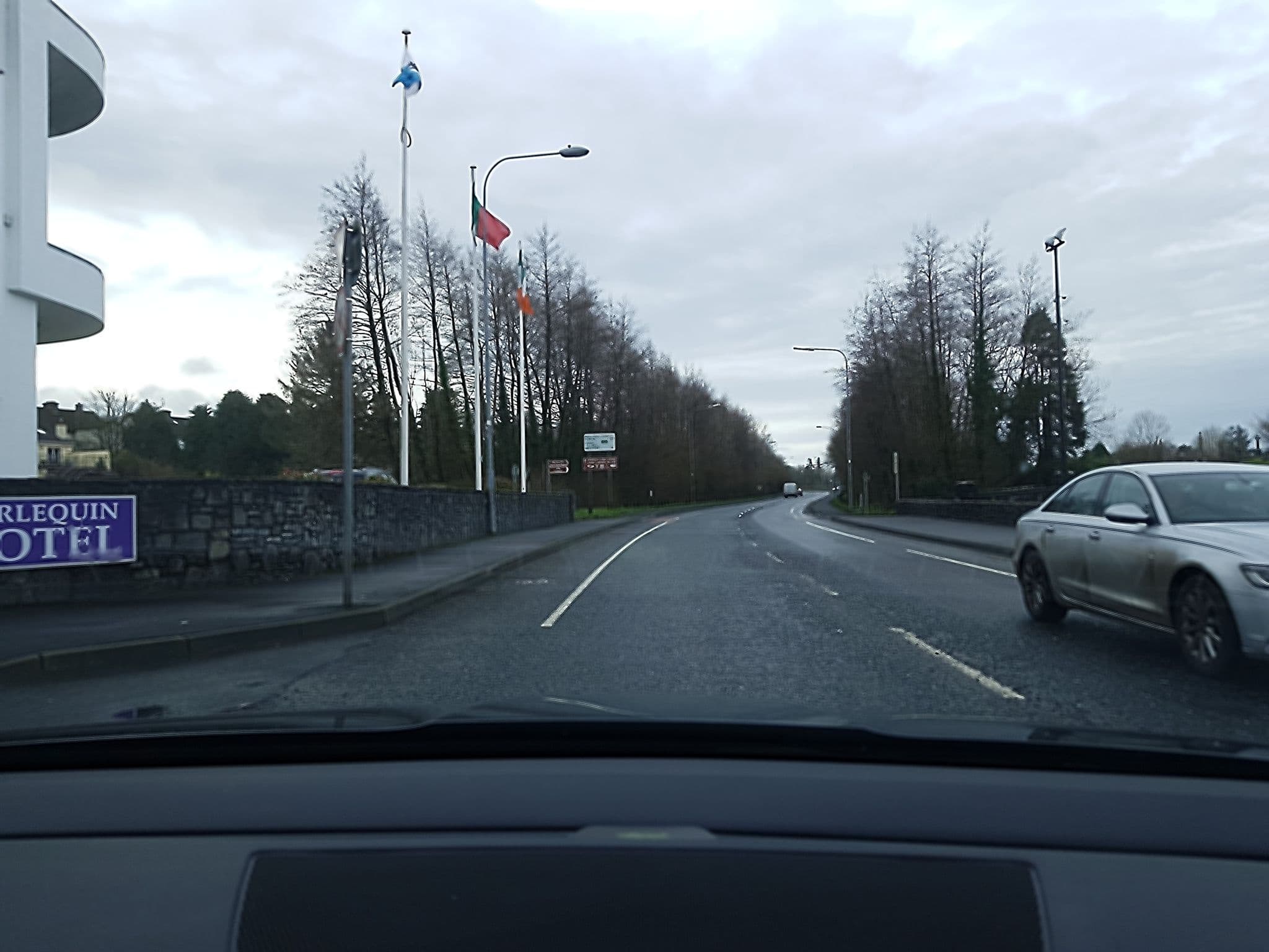 Street view near Harlequin Hotel, Castlebar — © padraigvarley (CC BY-SA · Mapillary)