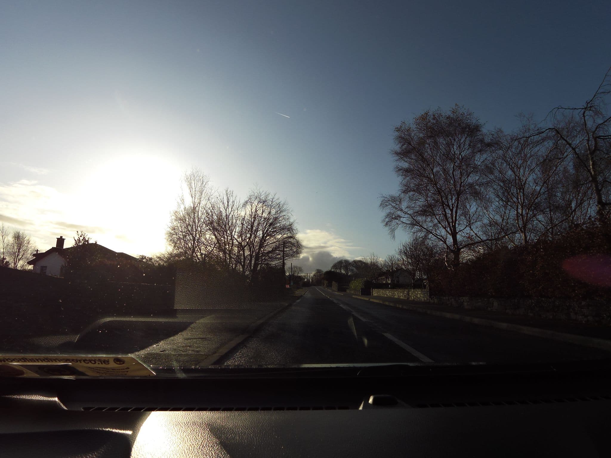 Street view near Avondale B&B, Oranmore — © dacor (CC BY-SA · Mapillary)