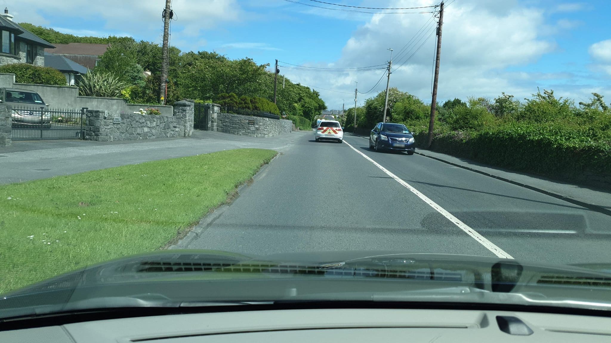 Street view near Woodville House B&B, Bearna — © yannakis (CC BY-SA · Mapillary)