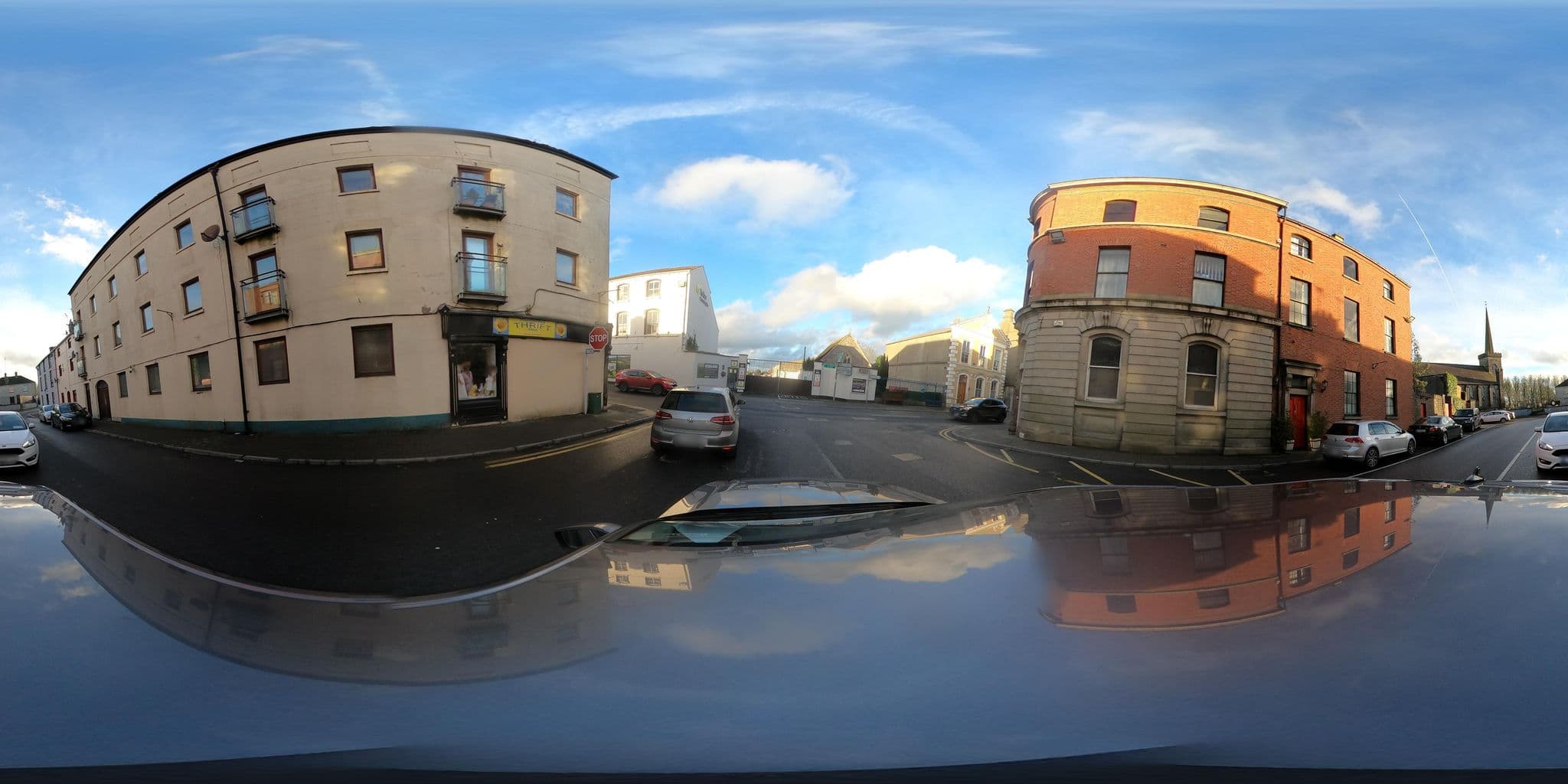 Street view near Old Bank House B&B, Mountmellick — © annekaro (CC BY-SA · Mapillary)