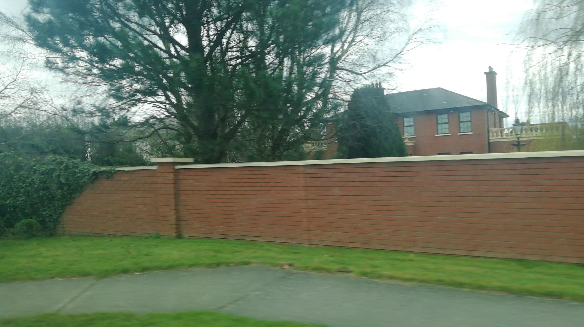 Street view near The Laurels, Clane — © fulphiller (CC BY-SA · Mapillary)