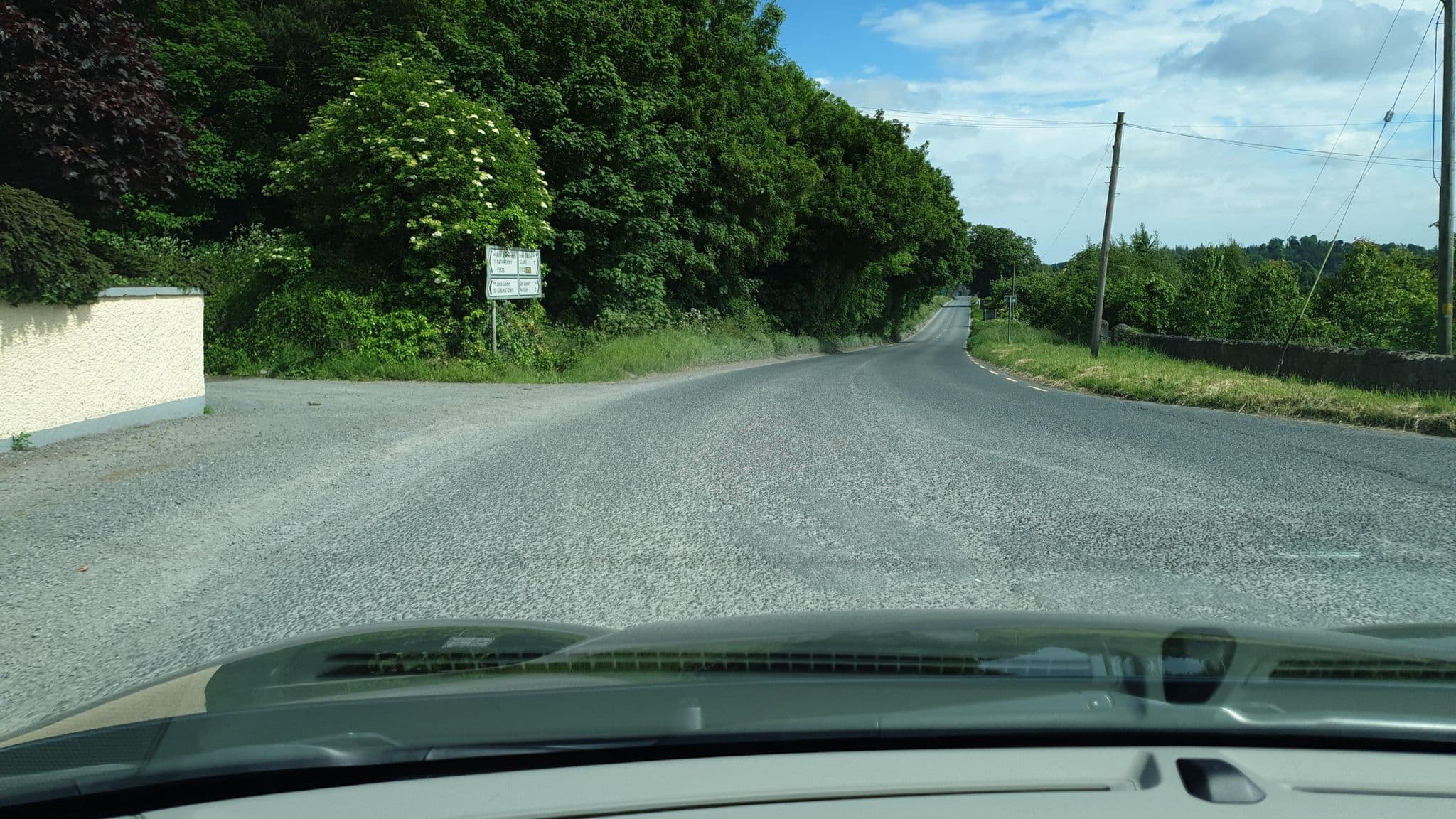 Street view near Slane Farm Hostel, Slane — © yannakis (CC BY-SA · Mapillary)