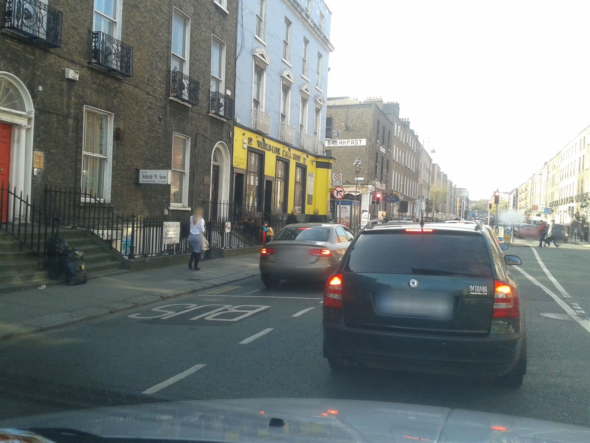 Street view near Adelphi Guesthouse, Fairview — © debigc (CC BY-SA · Mapillary)