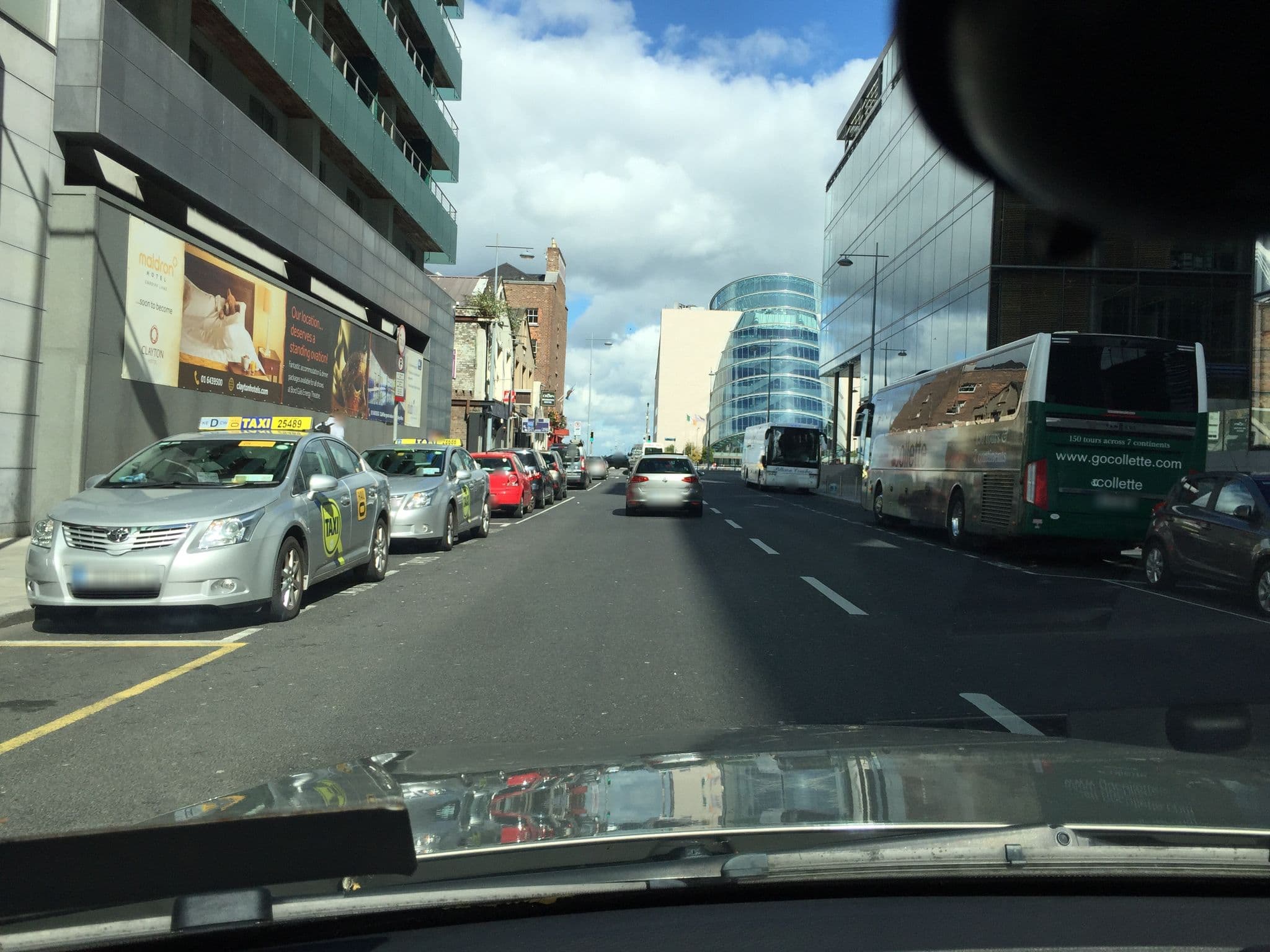 Street view near Maldron Hotel Cardiff Lane, Ringsend — © mackerski (CC BY-SA · Mapillary)