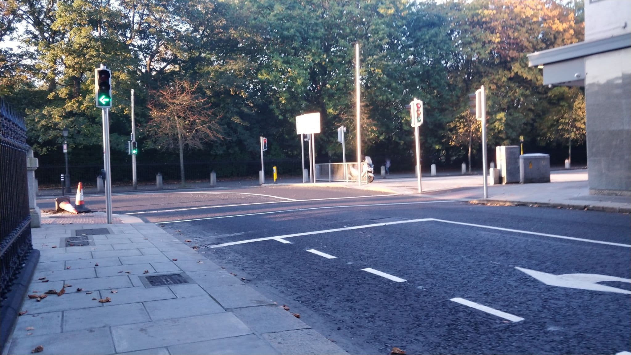Street view near Swimming Pool, Dublin — © brianh (CC BY-SA · Mapillary)
