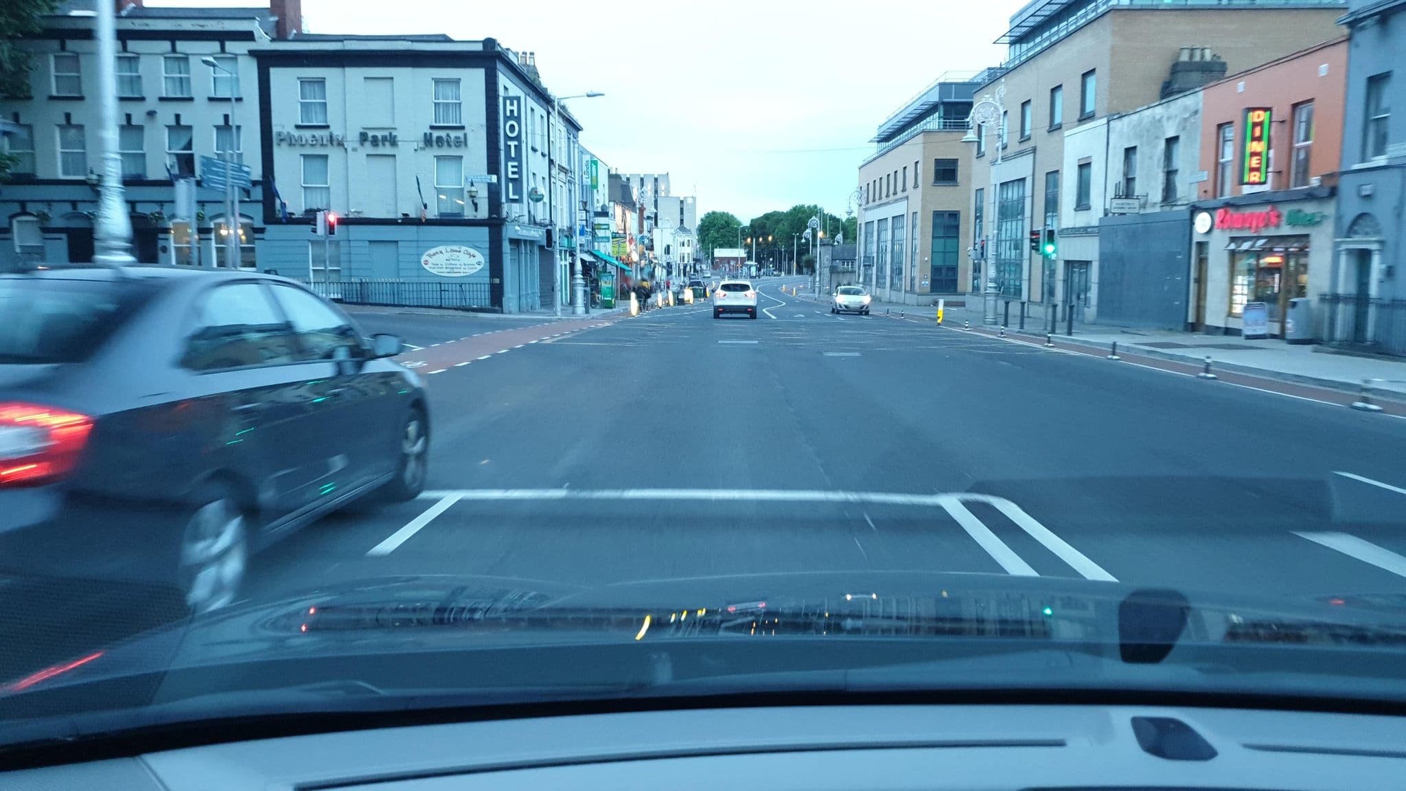 Street view near Gatelodge Guest House, Rialto — © yannakis (CC BY-SA · Mapillary)