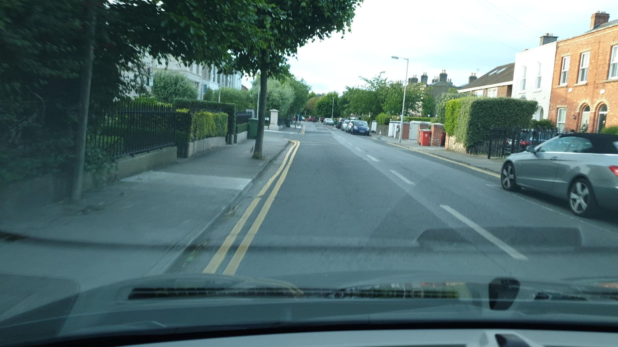 Street view near 130 Tritonville, Sandymount — © yannakis (CC BY-SA · Mapillary)
