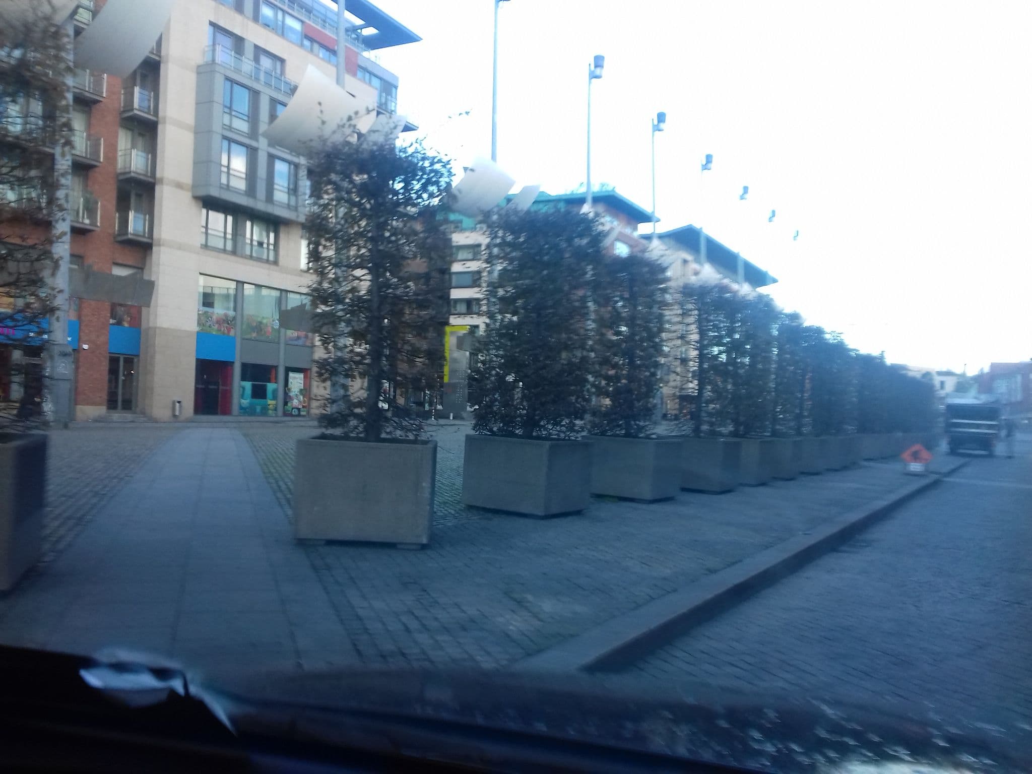 Street view near room 302, Rialto — © debigc (CC BY-SA · Mapillary)