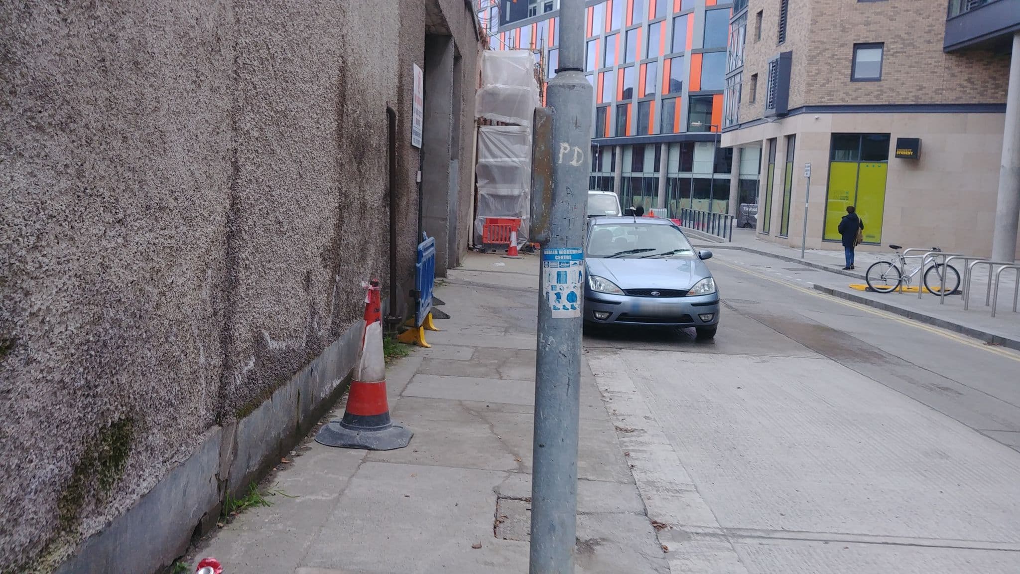 Street view near Destiny Student New Mill, Rialto — © tadcan (CC BY-SA · Mapillary)