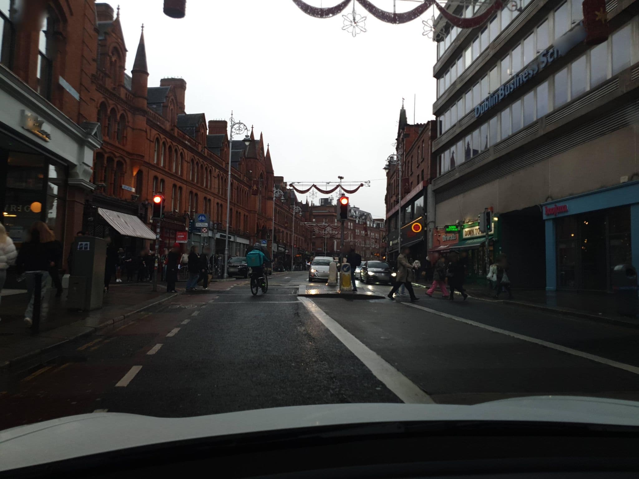 Street view near The Central Hotel, Dublin — © yannakis (CC BY-SA · Mapillary)