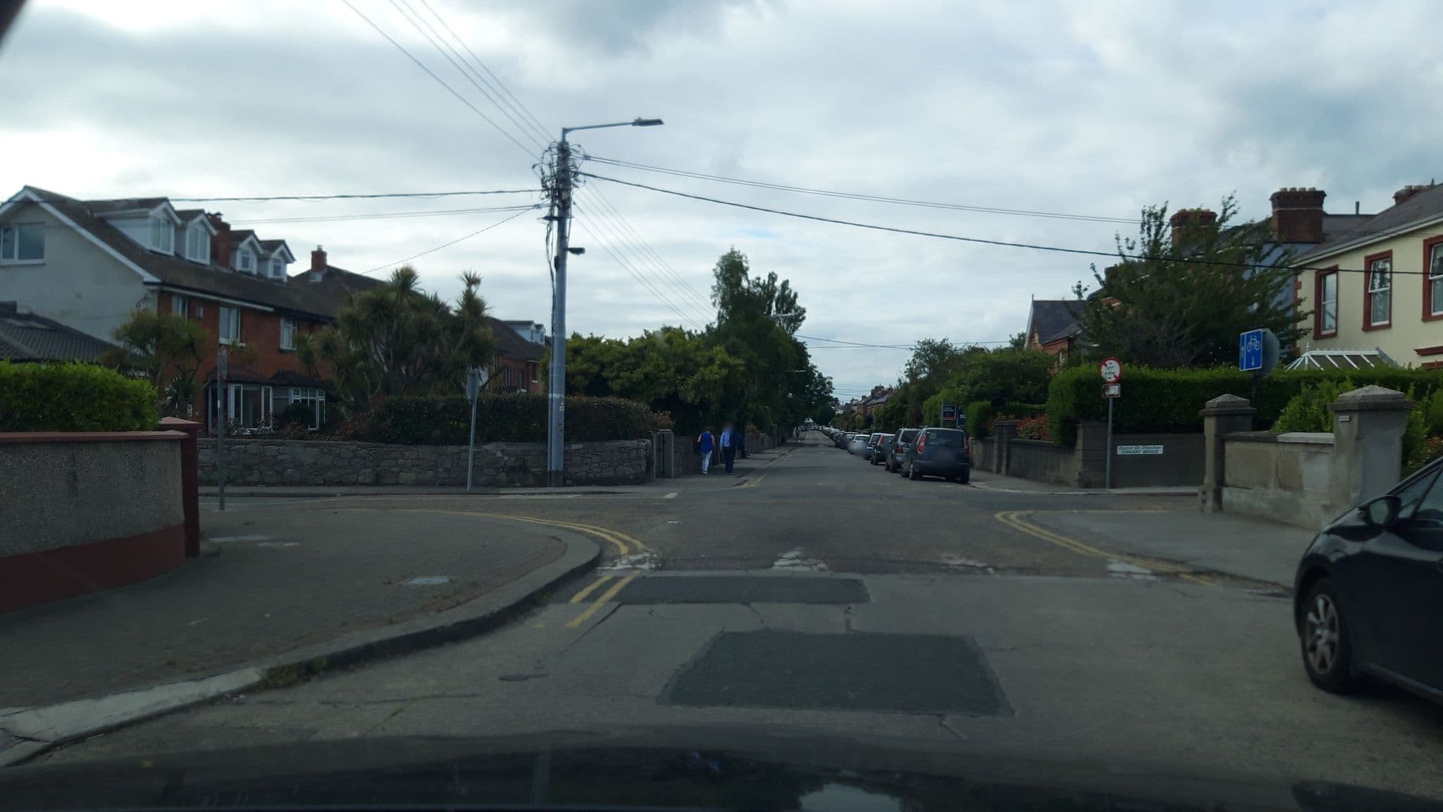 Street view near Iveragh Guesthouse, Bray — © debigc (CC BY-SA · Mapillary)