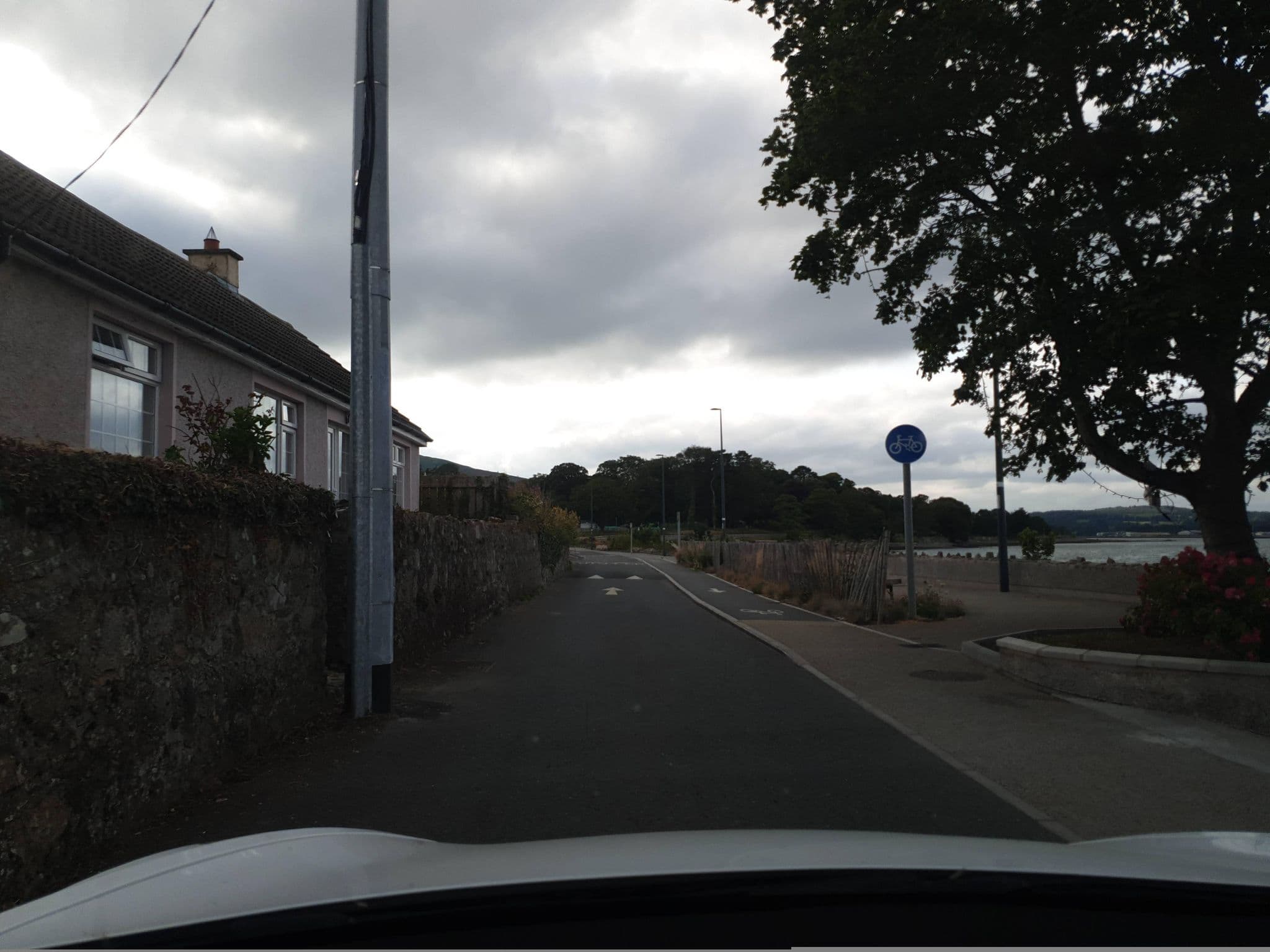 Street view near Granvue Hotel, Carlingford — © yannakis (CC BY-SA · Mapillary)