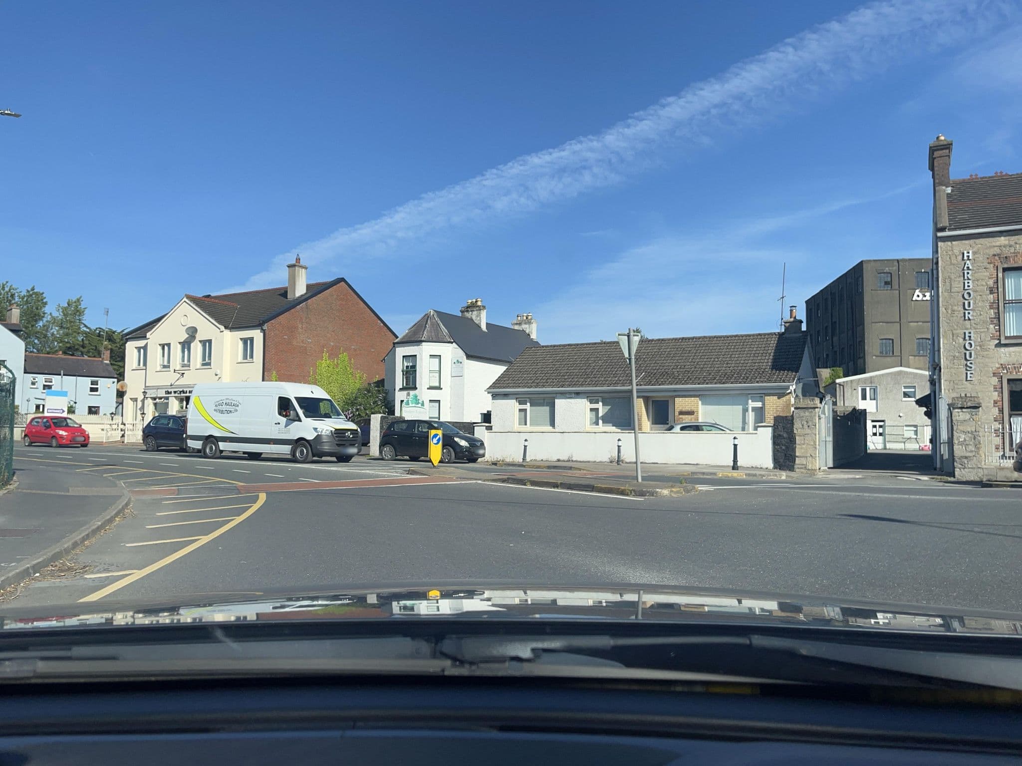 Street view near Harbor House Hostel, Sligo — © noelb (CC BY-SA · Mapillary)