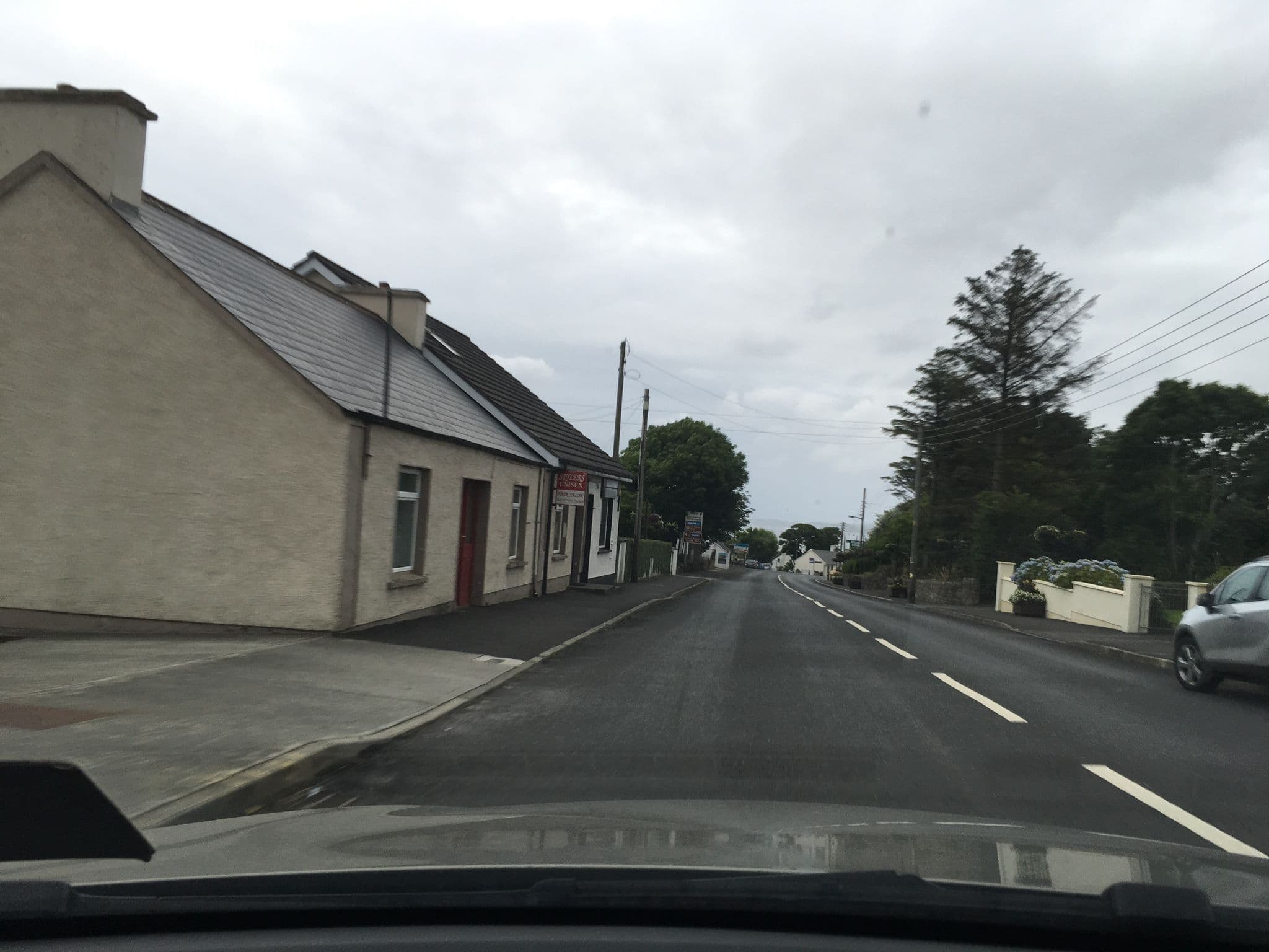 Street view near Ballyliffen Hotel, Carndonagh — © mackerski (CC BY-SA · Mapillary)