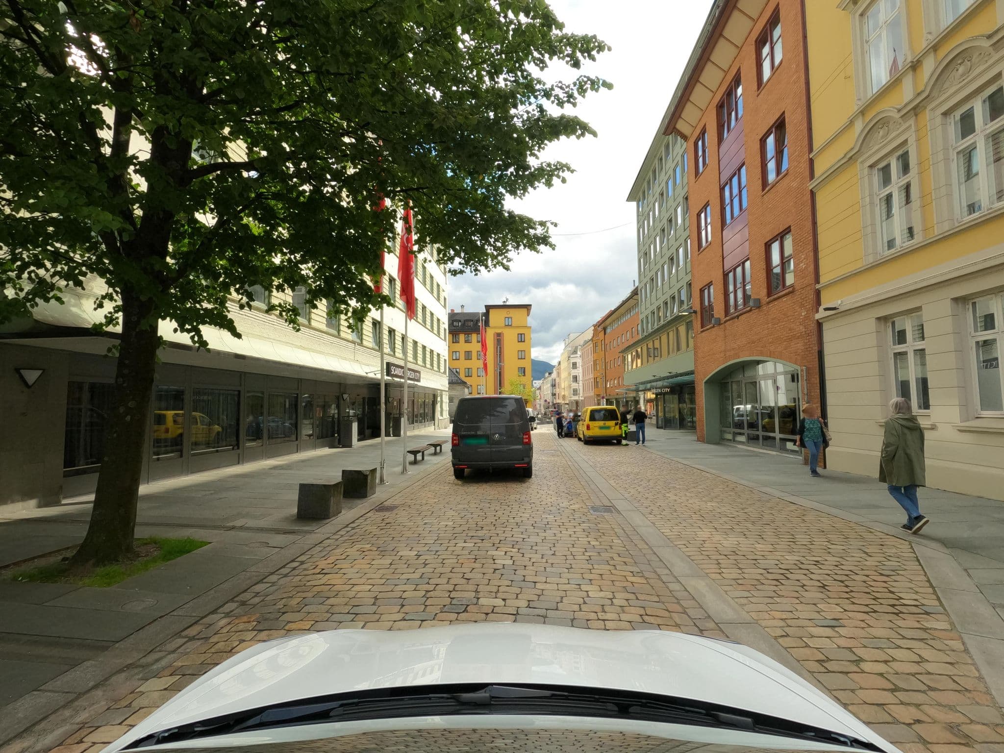 Street view near Best Western Bergen, Bergen — © catoandersen (CC BY-SA · Mapillary)