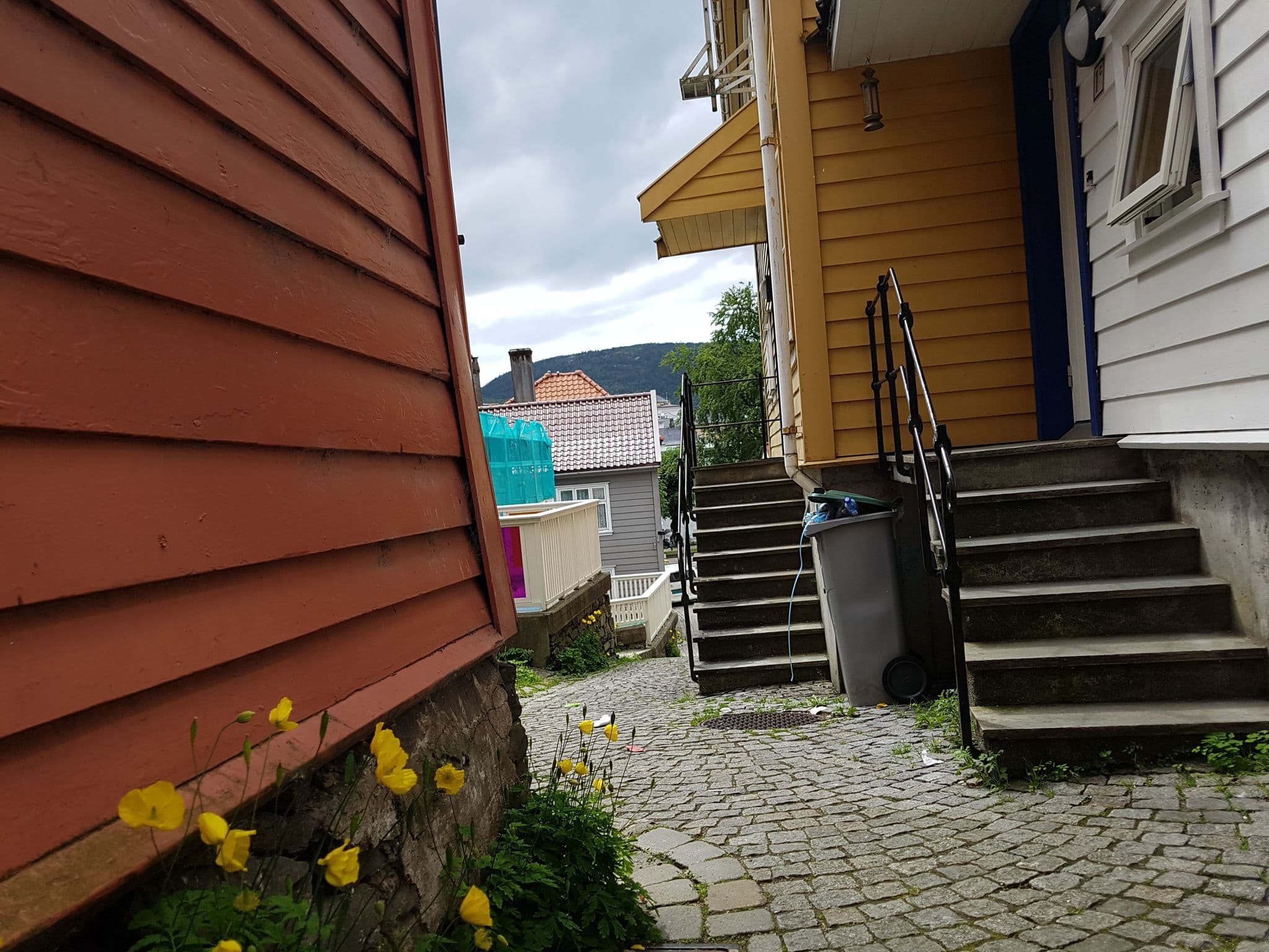 Street view near Badstustredet, Bergen — © pbb (CC BY-SA · Mapillary)
