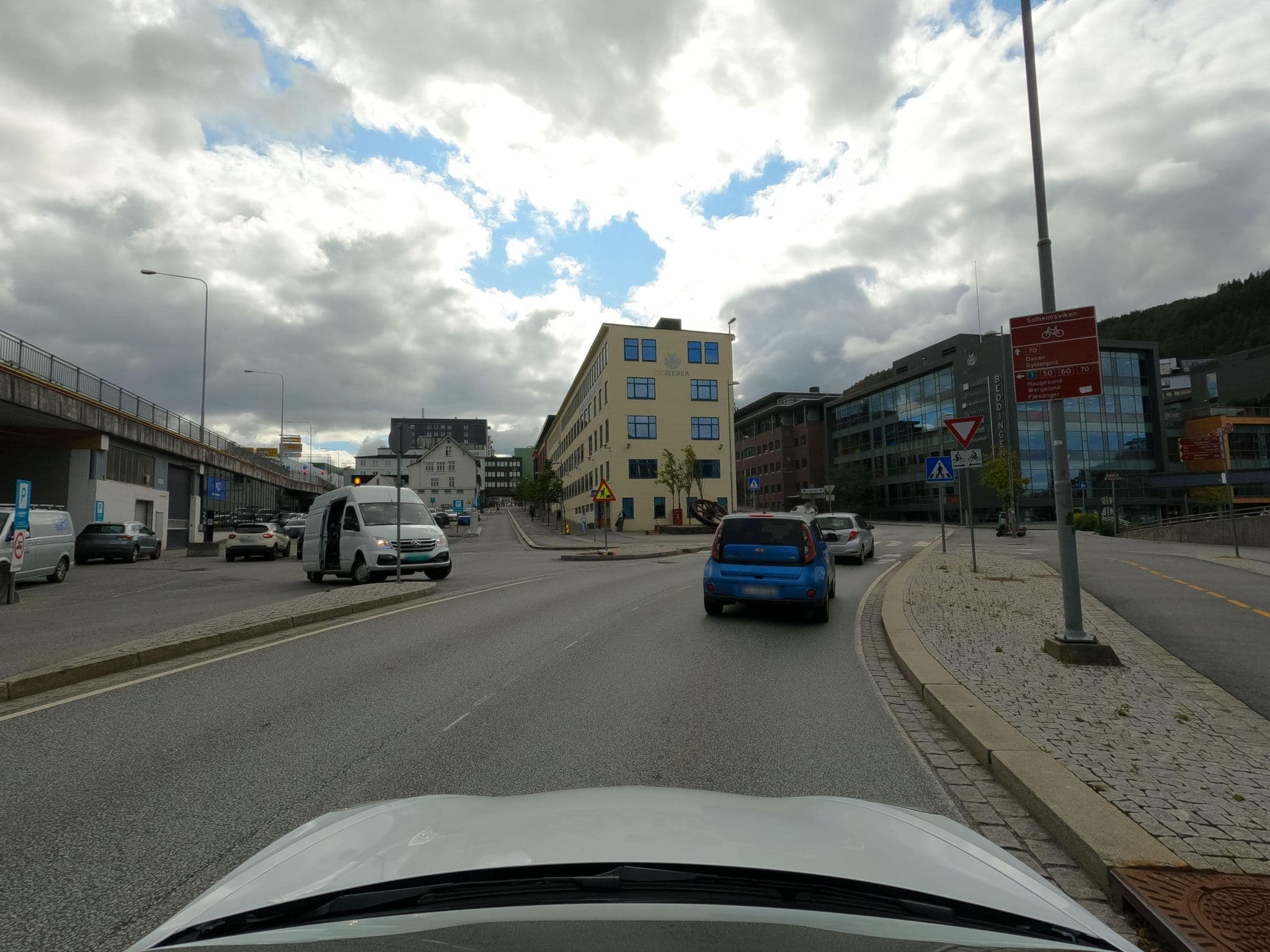 Street view near الرياض, Bergen — © catoandersen (CC BY-SA · Mapillary)