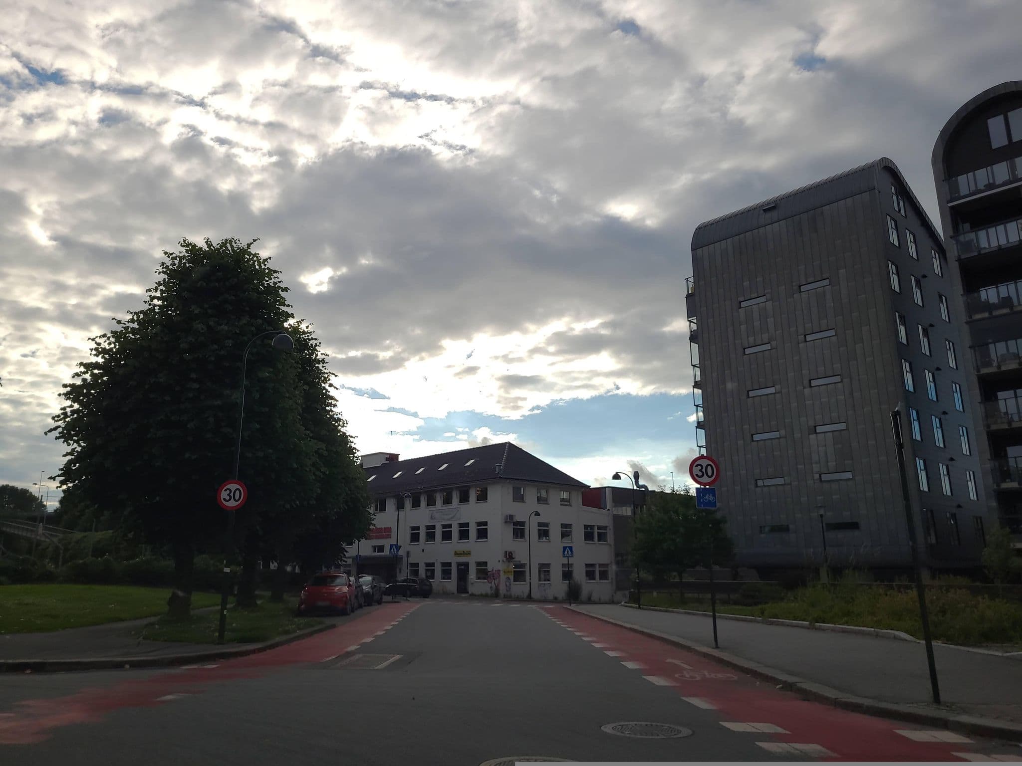 Street view near House Ryfylke, Stavanger — © jopparn2 (CC BY-SA · Mapillary)