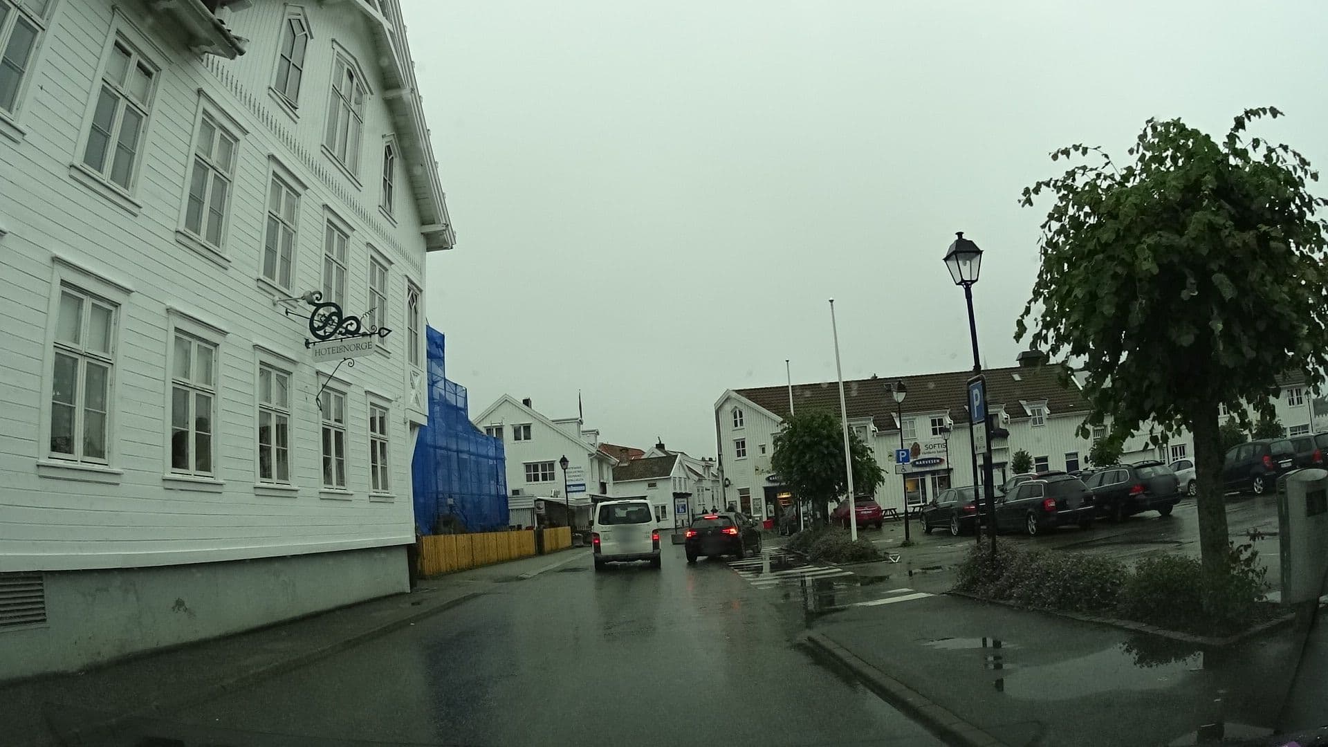 Street view near Bewo Holding, Lillesand — © kino (CC BY-SA · Mapillary)