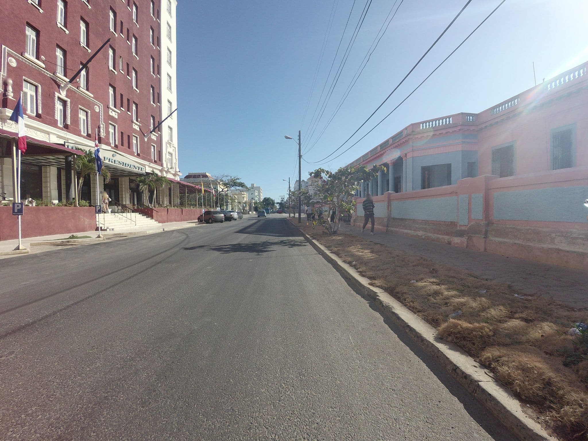 Street view near Hotel Presidente, Vedado