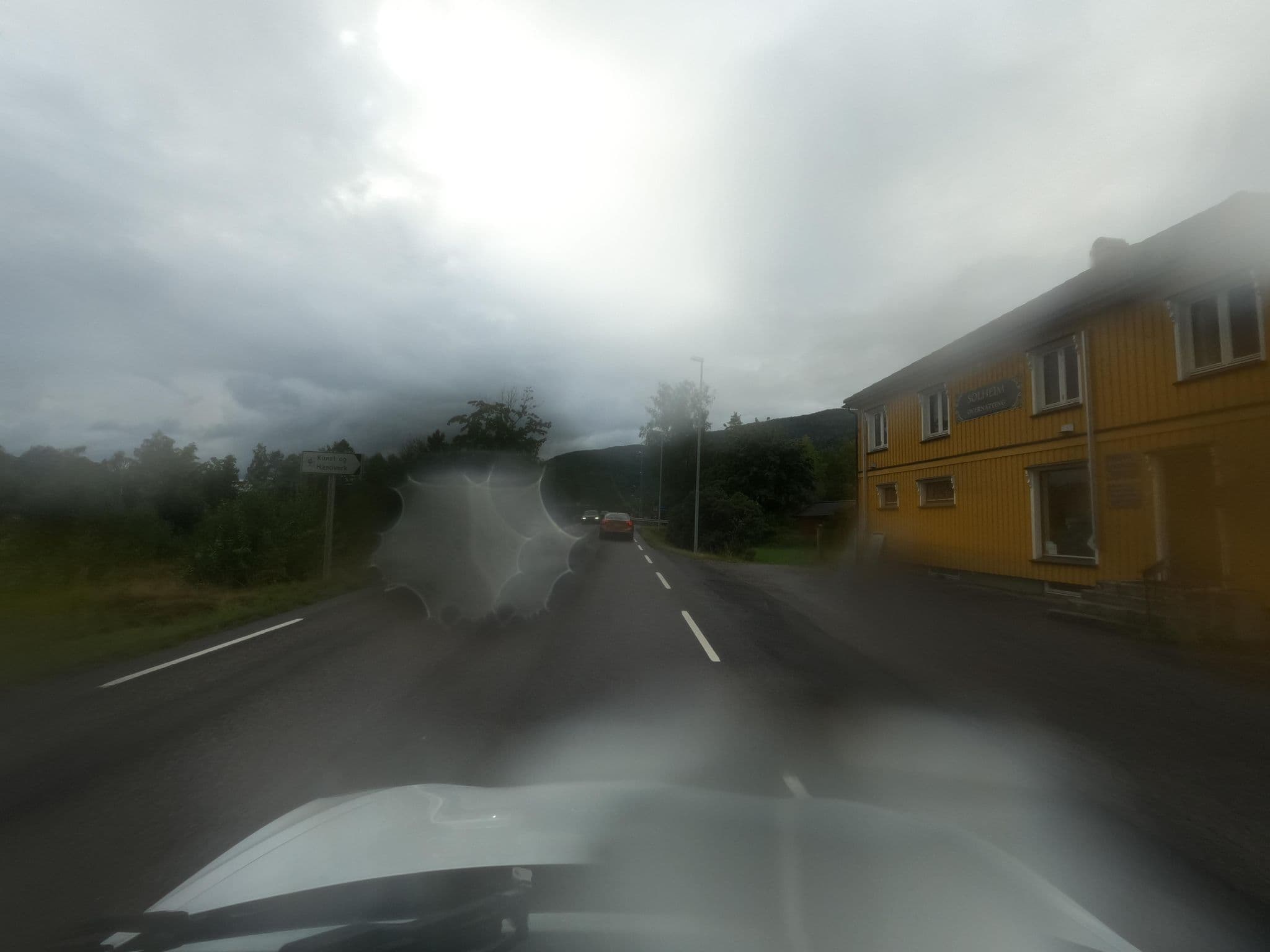Street view near Solheim Overnatting, Bø — © catoandersen (CC BY-SA · Mapillary)