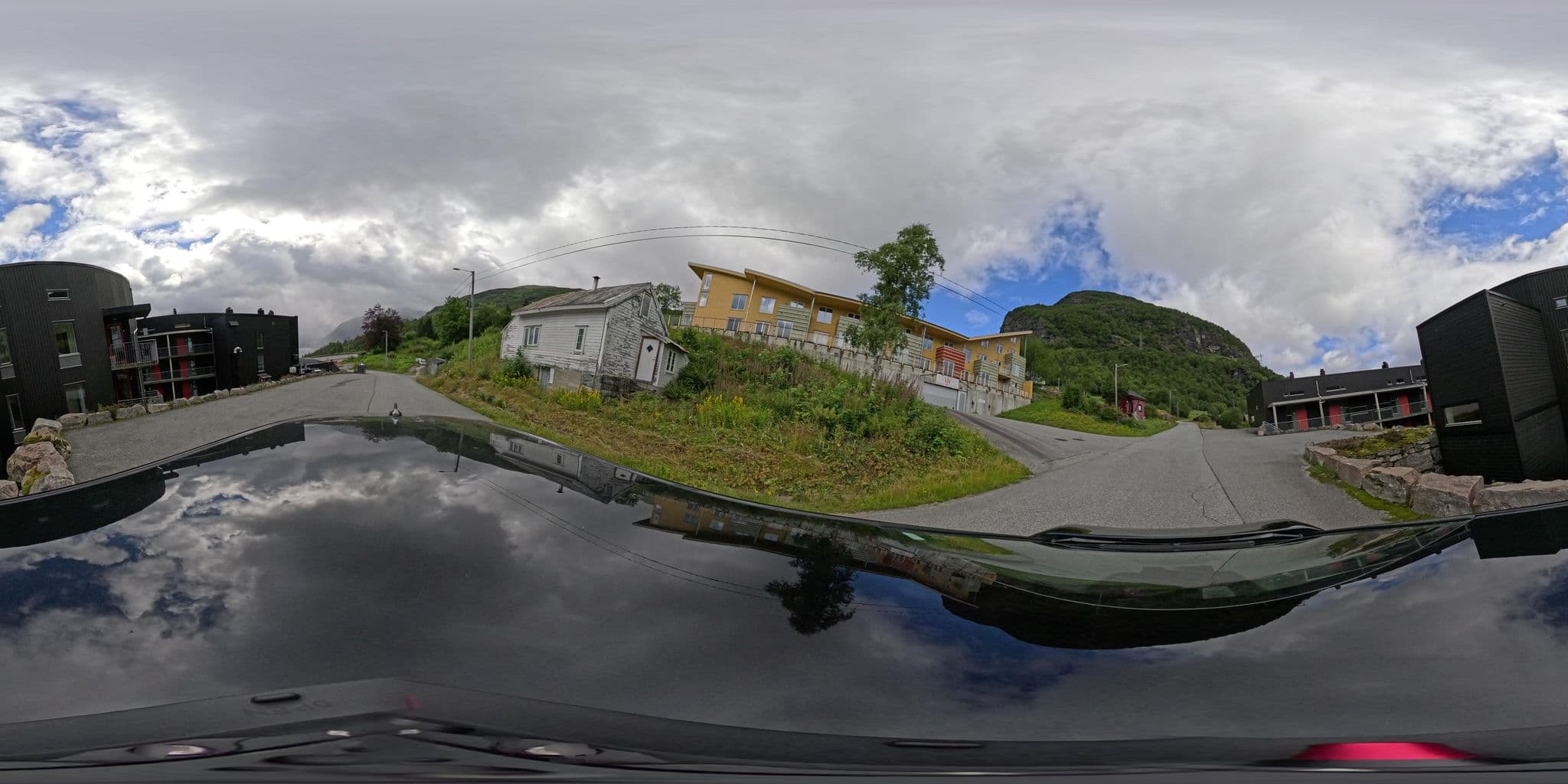 Street view near Hordatun Drift, Sauda — © yannakis (CC BY-SA · Mapillary)