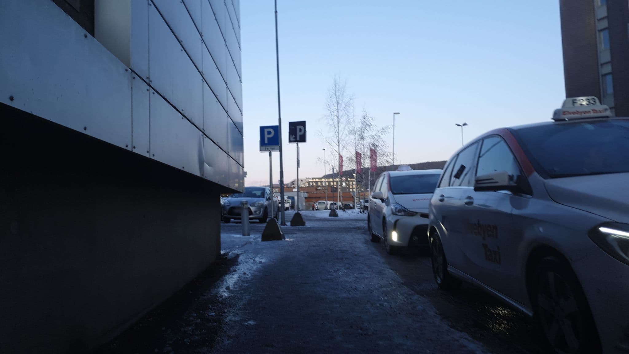 Street view near First Hotel Ambassadeur, Drammen — © pbb (CC BY-SA · Mapillary)