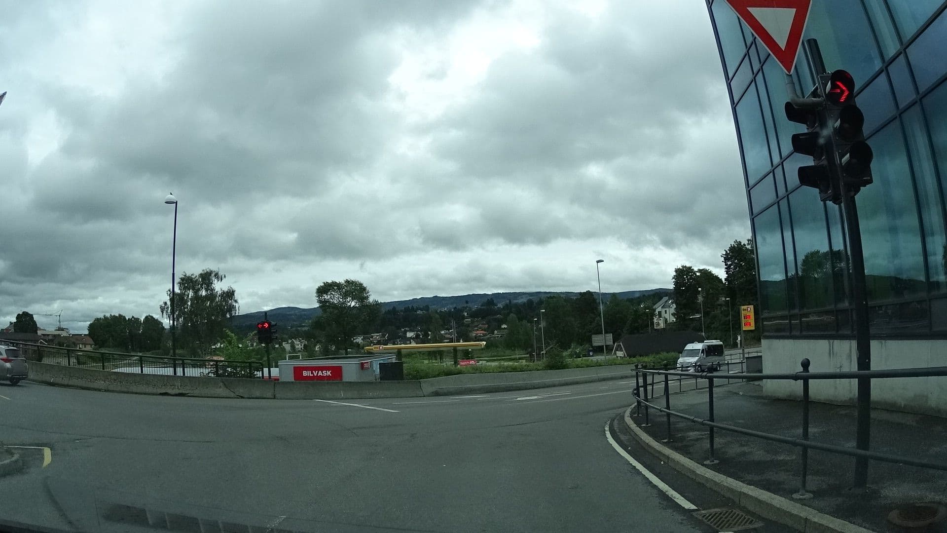 Street view near Quality Hotel Ringerike, Hønefoss — © kino (CC BY-SA · Mapillary)