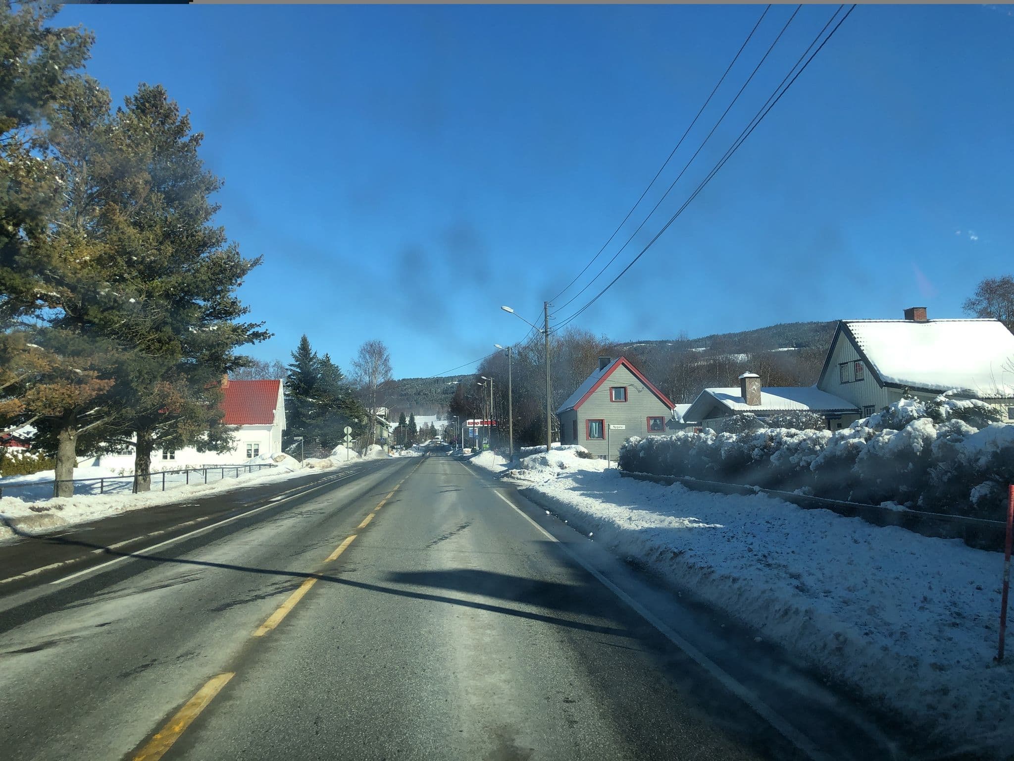 Street view near Bjørkerydhs, Jevnaker — © peterleth (CC BY-SA · Mapillary)