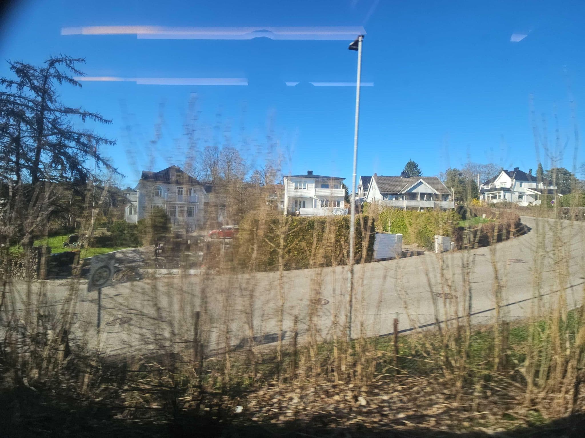 Street view near Roedel Ruben Manuél Sylvester Maria Schulkes, Sandefjord — © pbb (CC BY-SA · Mapillary)