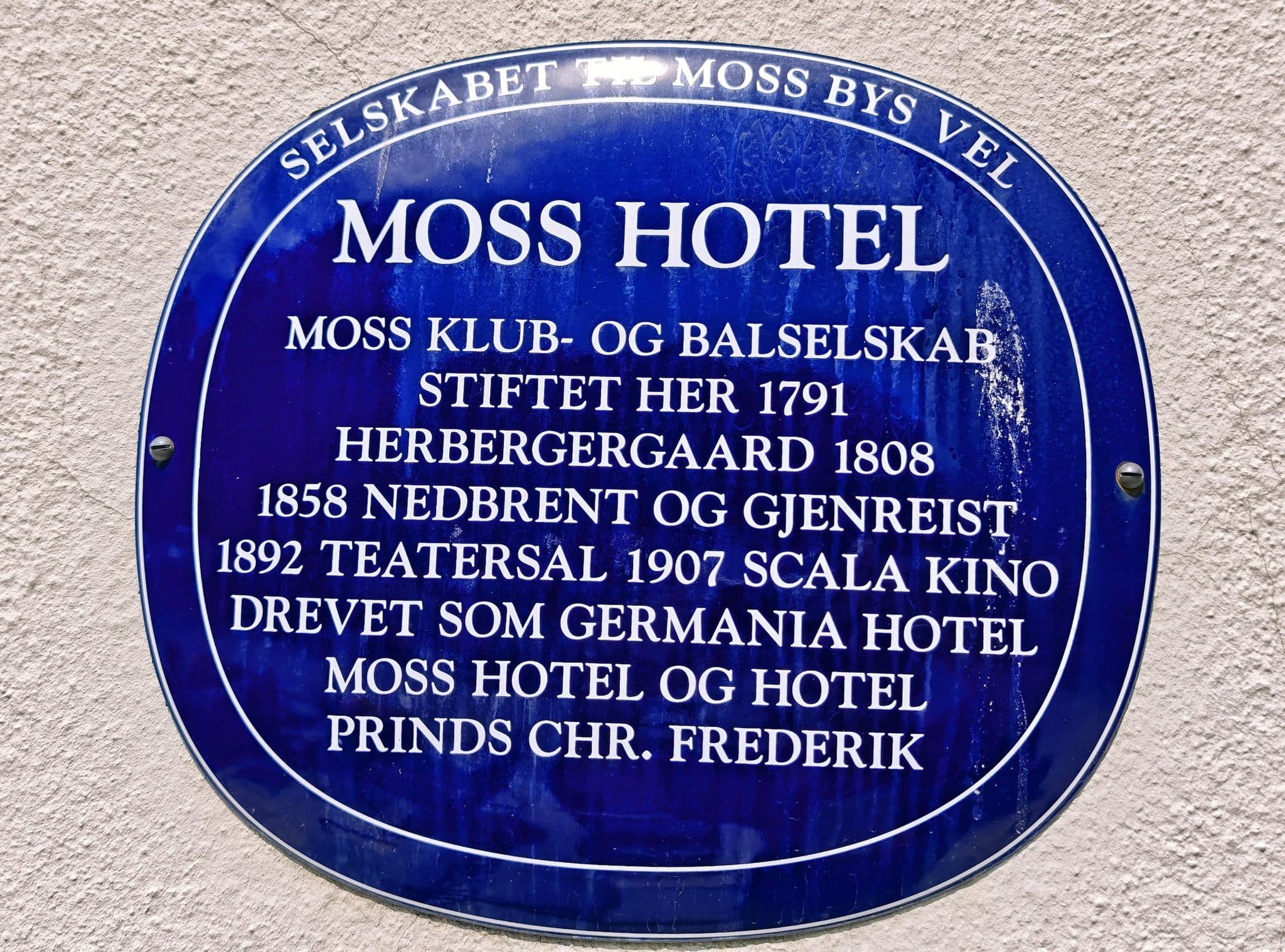 Street view near Moss hotel & apartmens, Moss — © km2bp (CC BY-SA · Mapillary)