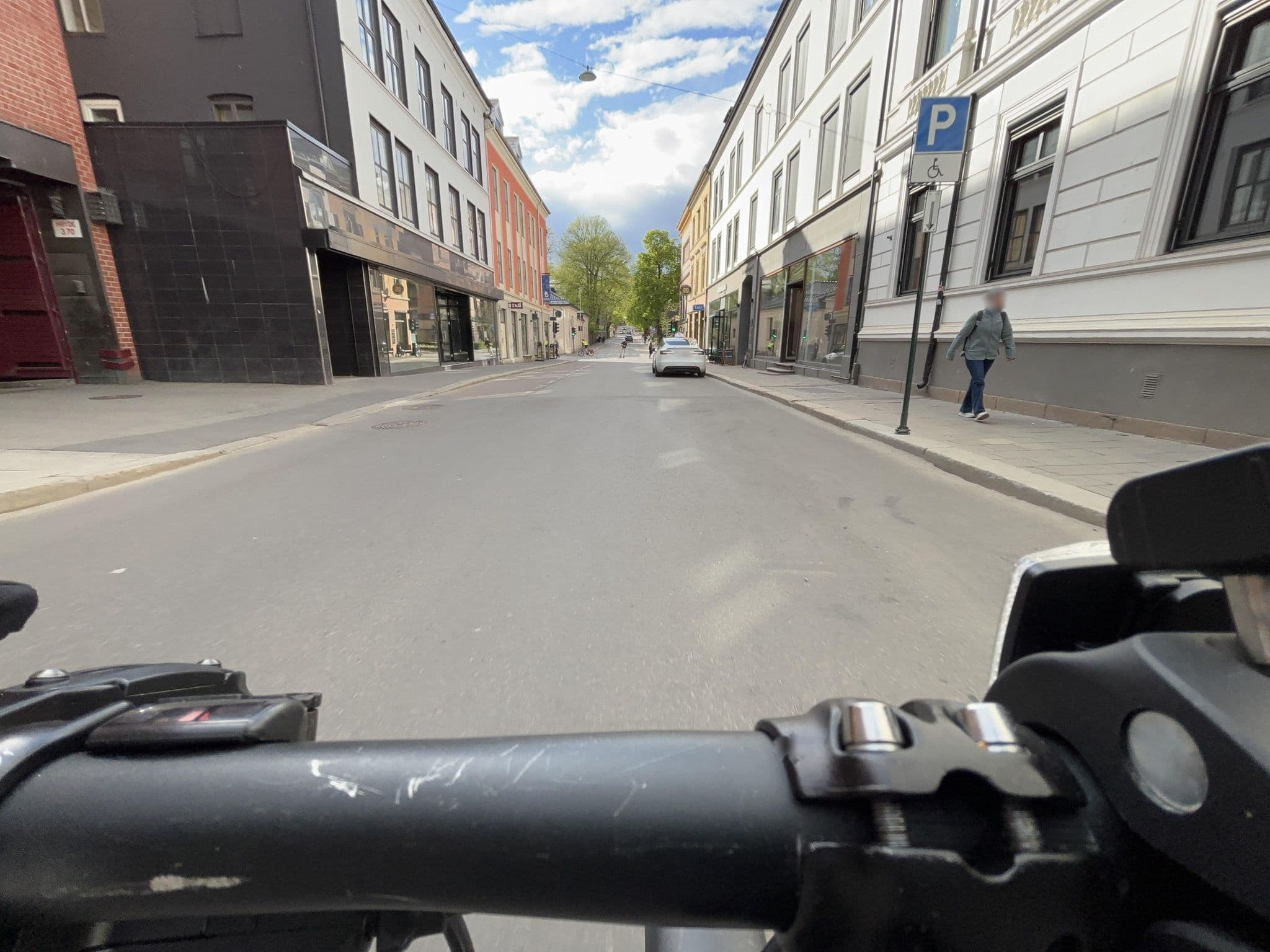 Street view near Travellink Norge, Oslo — © sontor (CC BY-SA · Mapillary)