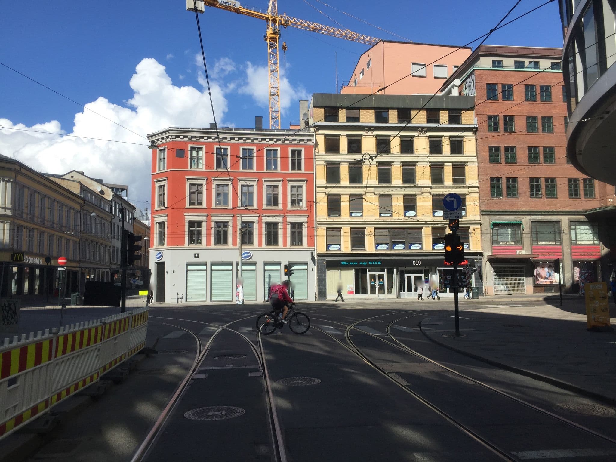 Street view near Semb, Oslo — © richlv (CC BY-SA · Mapillary)