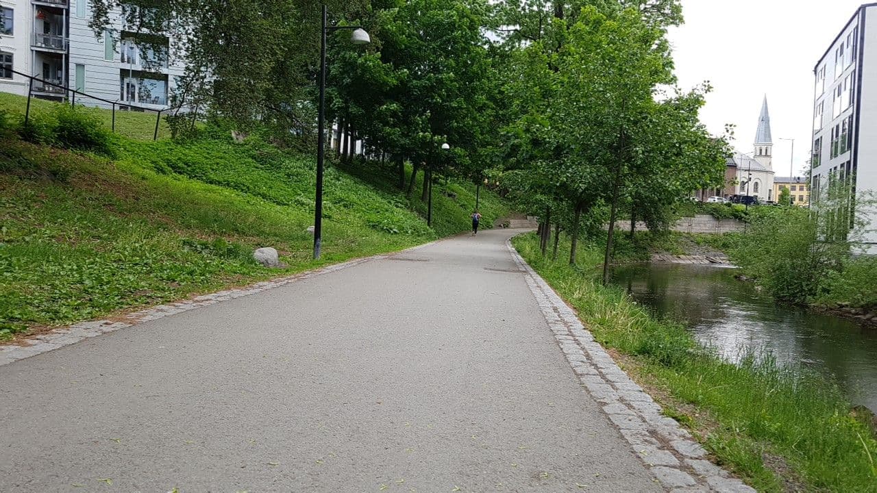Street view near Driftsselskapet Pyntaberget, Oslo — © pbb (CC BY-SA · Mapillary)