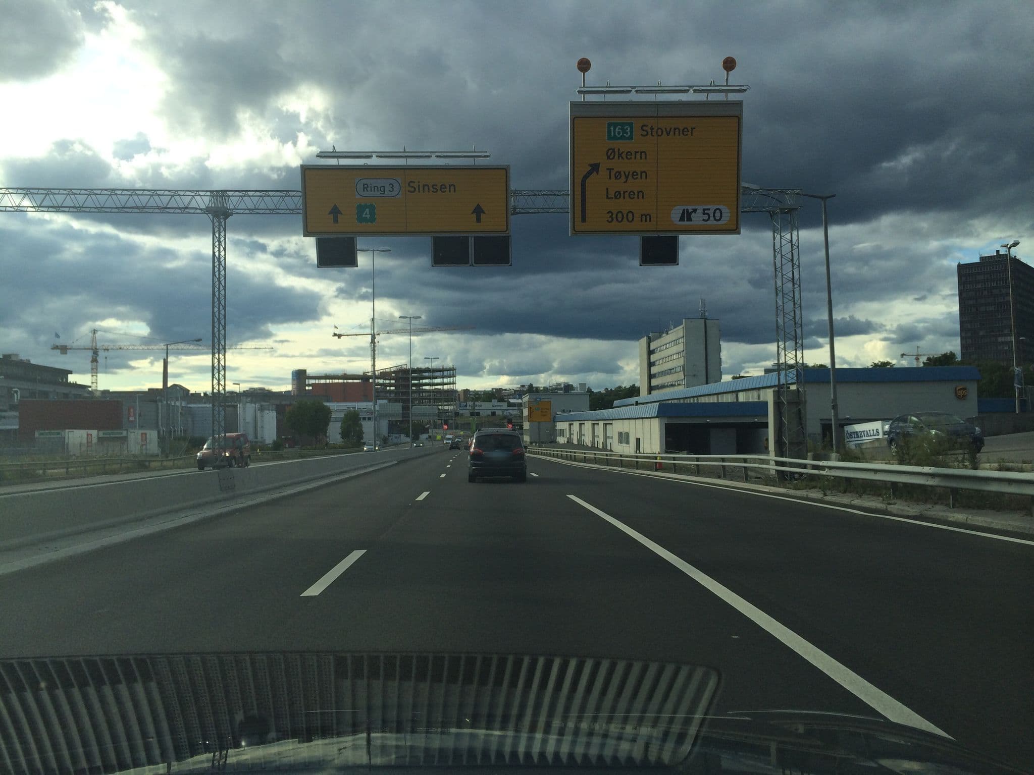 Street view near Short Stay Apartments, Frydenberg — © oletjens (CC BY-SA · Mapillary)