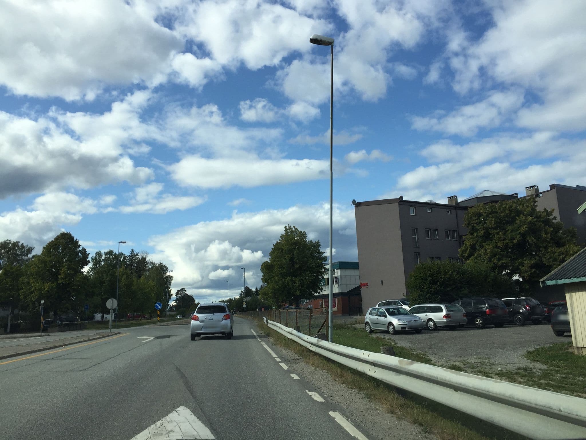 Street view near Smaalenene Hotell, Askim — © richlv (CC BY-SA · Mapillary)