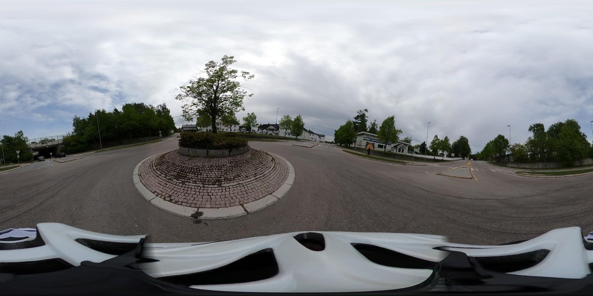 Street view near Ønntæpp Ætt Håmhe, Kløfta — © zidel (CC BY-SA · Mapillary)