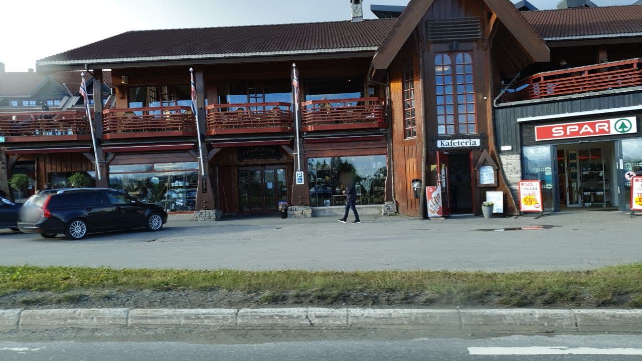 Street view near Beito Resort Steinar Atle Hovi, Vang — © pbb (CC BY-SA · Mapillary)