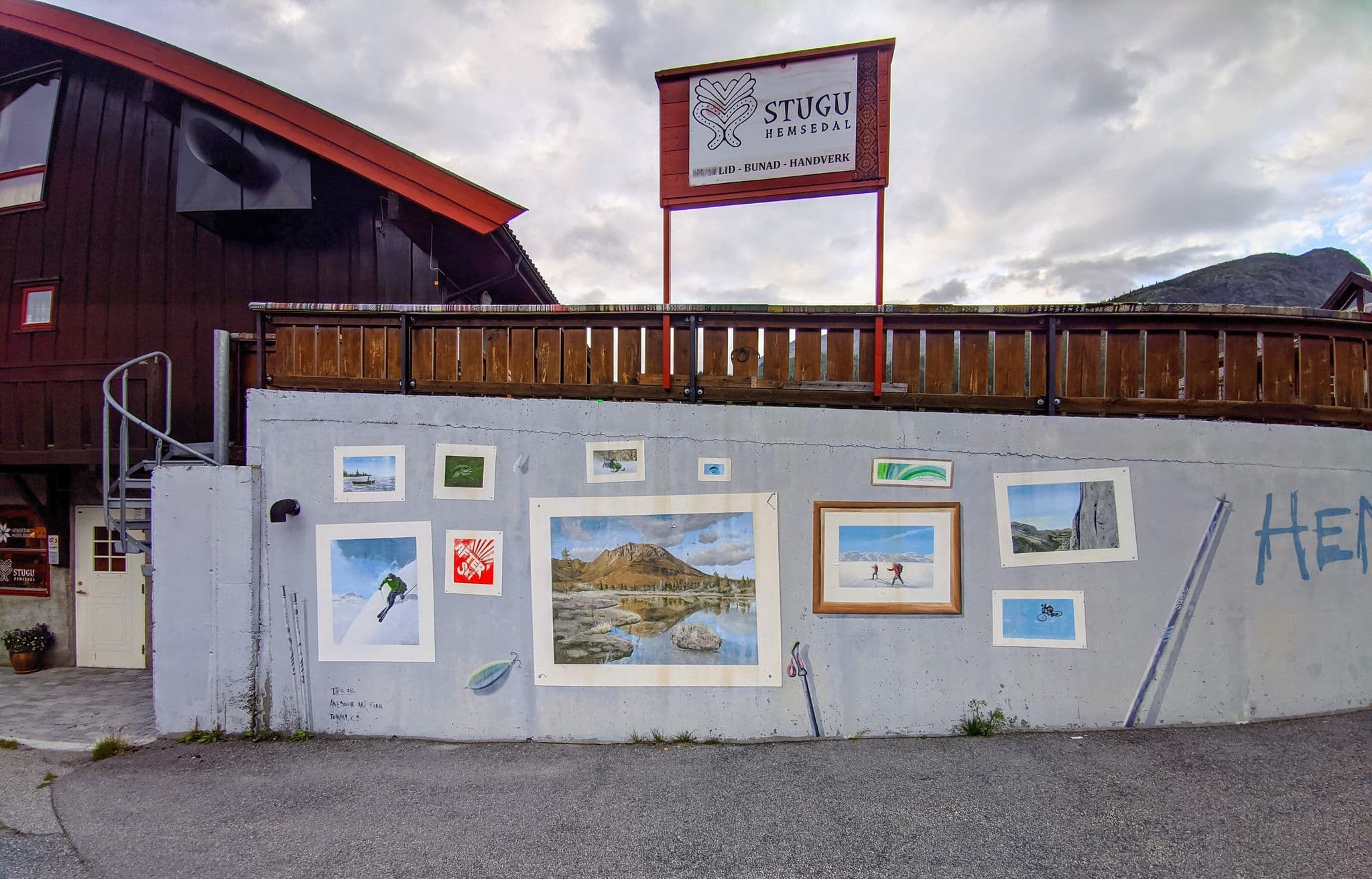 Street view near Skarsnuten Hotel, Hemsedal — © km2bp (CC BY-SA · Mapillary)