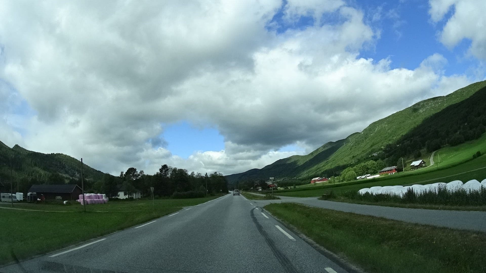 Street view near Lasgard, Geilo — © kino (CC BY-SA · Mapillary)