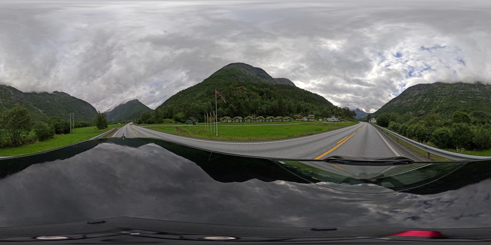 Street view near Hjellehytte 1, Stryn — © yannakis (CC BY-SA · Mapillary)
