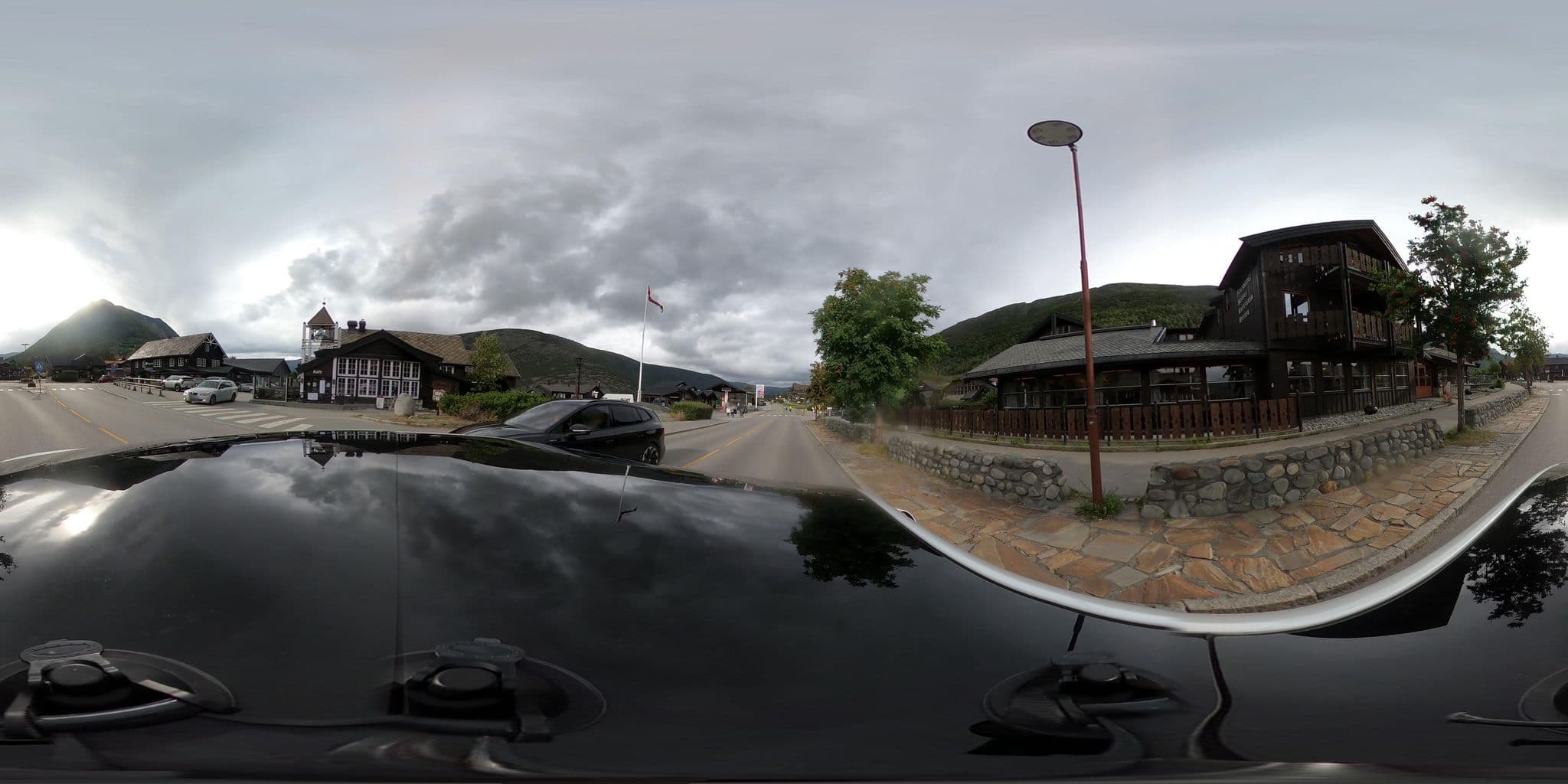 Street view near Nordal Turistsenter, Fossbergom — © tumblecow (CC BY-SA · Mapillary)