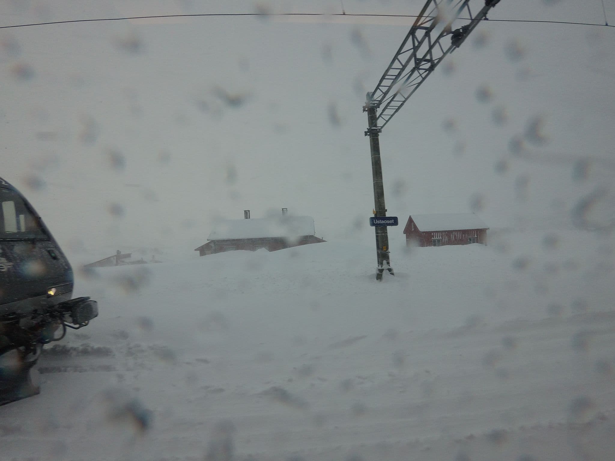 Street view near Vokterboligen Ustaoset stasjon, Geilo — © ankeric (CC BY-SA · Mapillary)