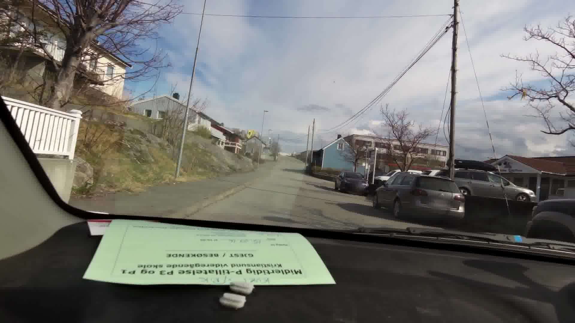 Street view near Hoems, Rensvik — © skippern (CC BY-SA · Mapillary)