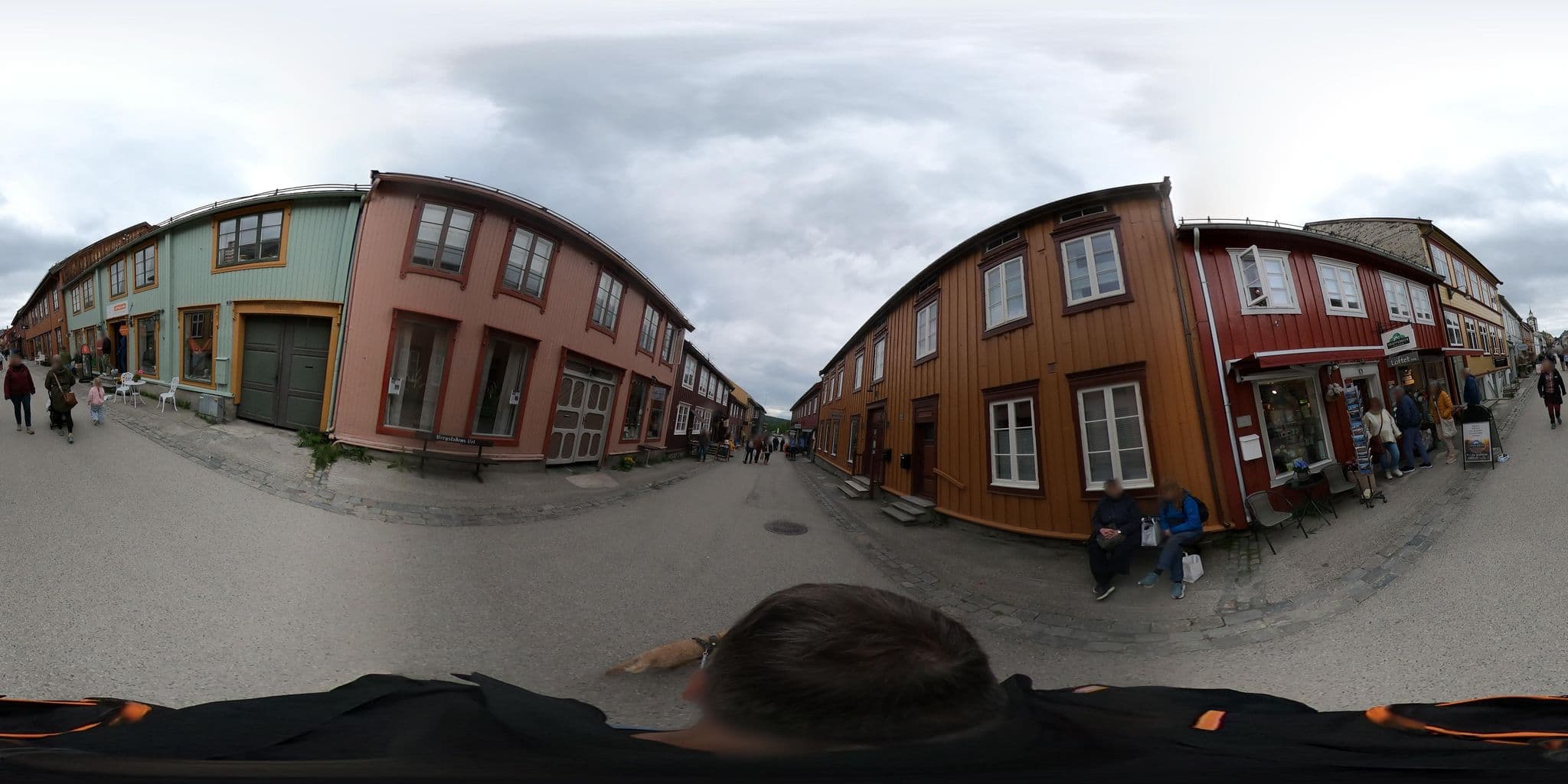 Street view near Houmbgaarden, Røros — © pbb (CC BY-SA · Mapillary)