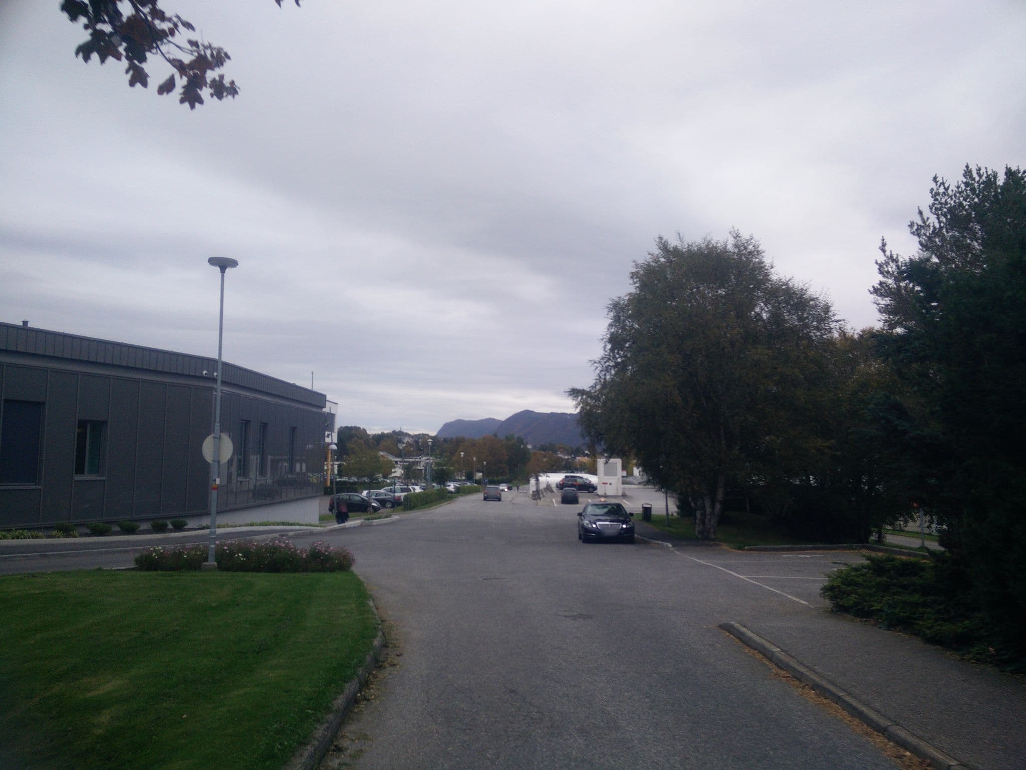 Street view near Åse Sykehus Hotel, Ålesund — © volucris (CC BY-SA · Mapillary)