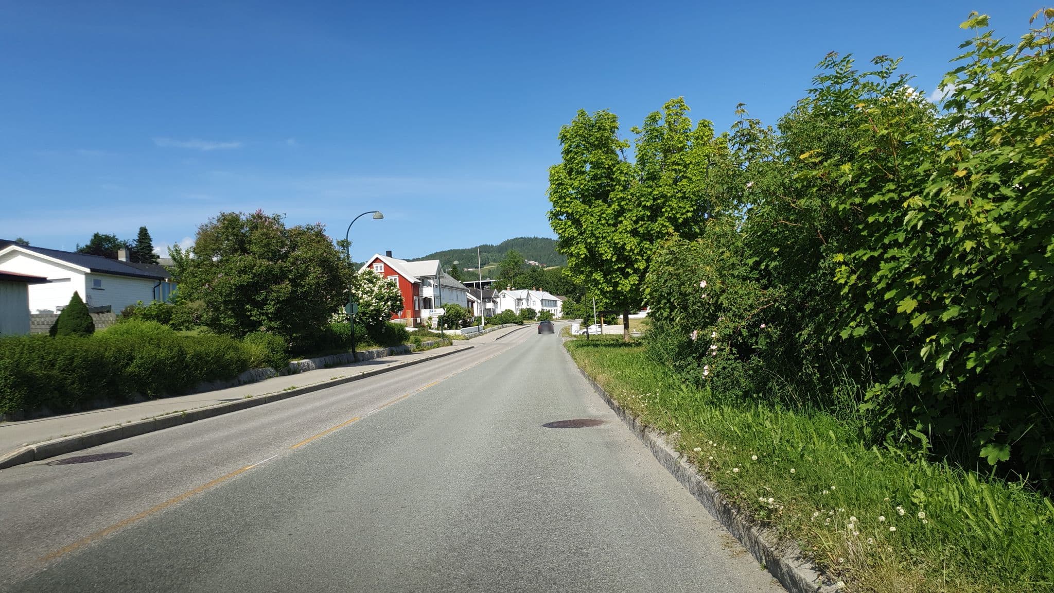 Street view near Hotel Leksvik, Frosta — © pbb (CC BY-SA · Mapillary)