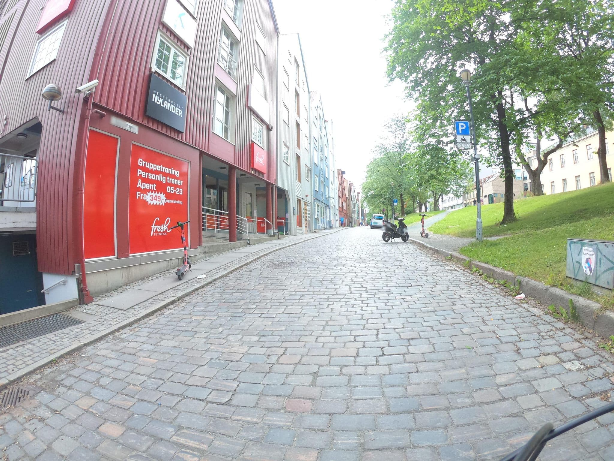 Street view near Smulen Yvonne Aune, Trondheim — © pbb (CC BY-SA · Mapillary)
