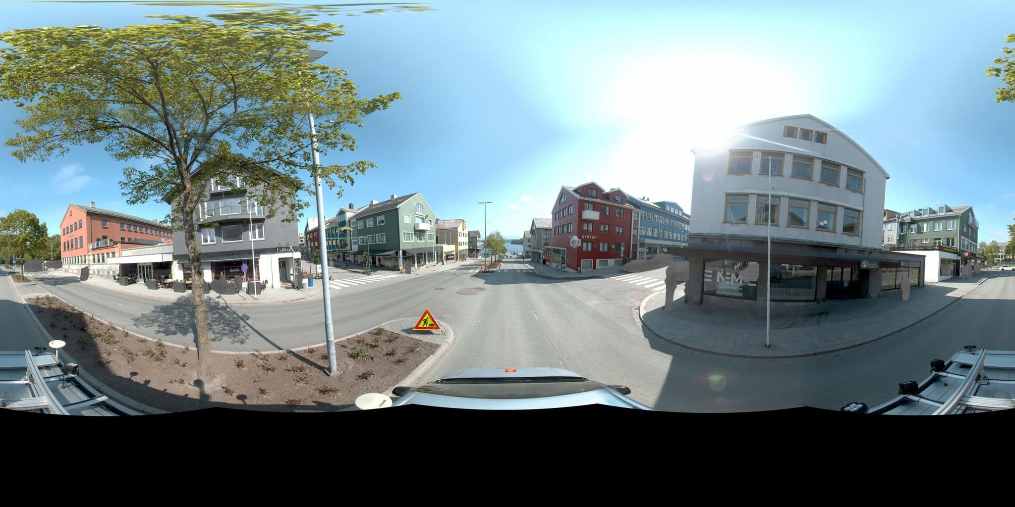 Street view near Utsyn kafe & gjestehus, Kristiansund — © VegvesenITS (CC BY-SA · Mapillary)